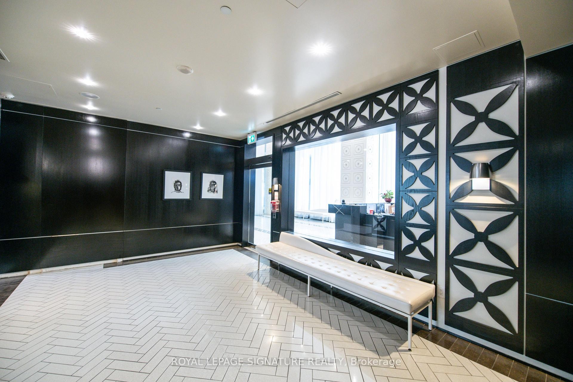 









20


Blue Jays

Way, 1401,
Toronto,




ON
M5V 3W6

