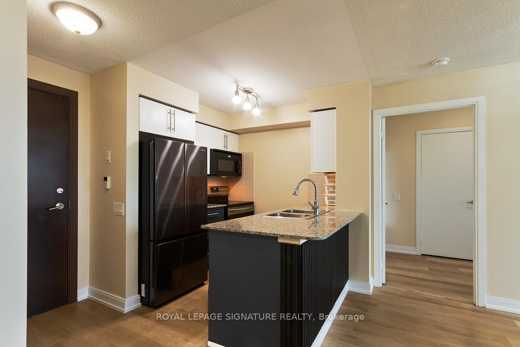 









25


Viking

Lane, 1753,
Toronto,




ON
M9B 0A1

