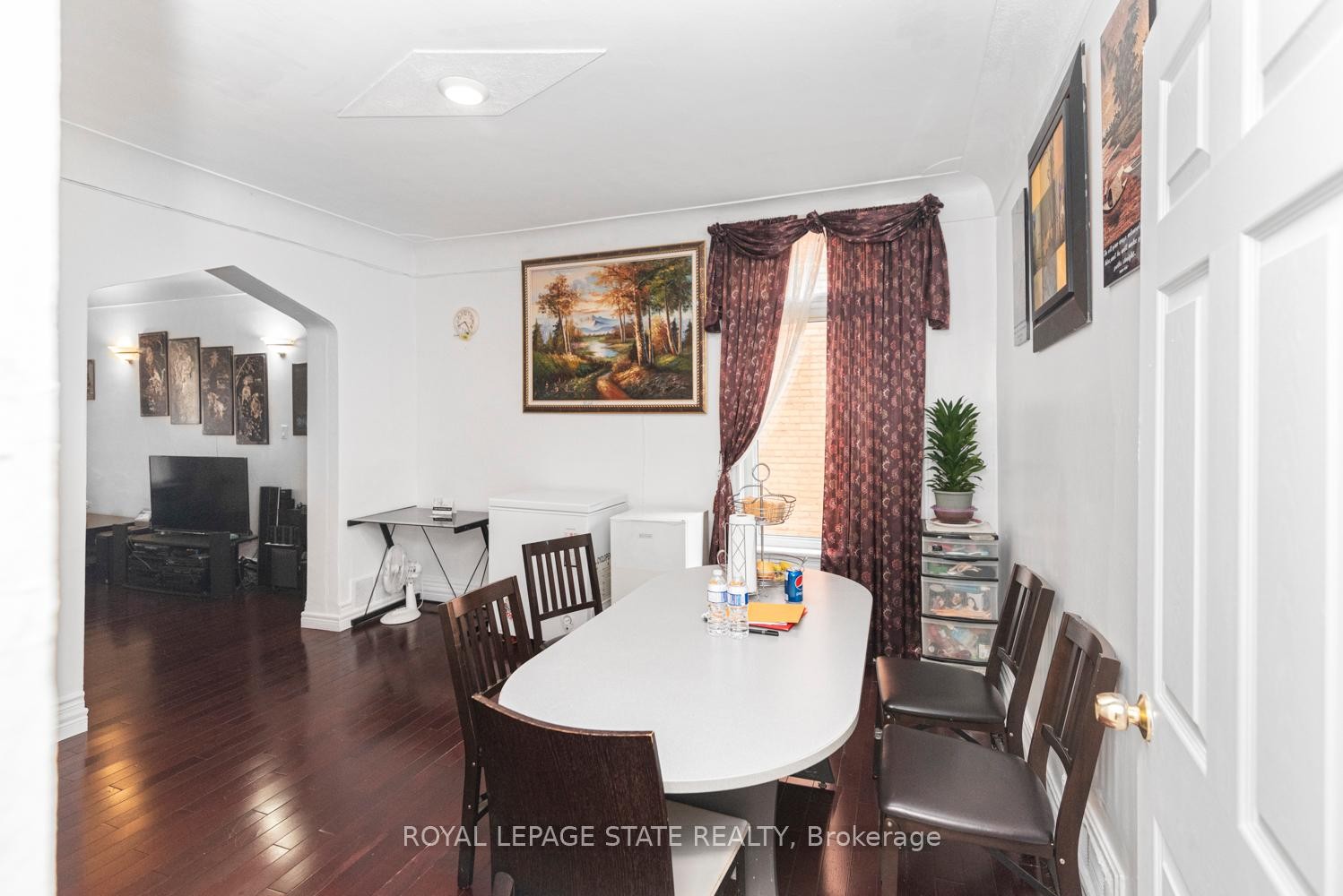 









47


Clyde

Street,
Hamilton,




ON
L8L 5R5

