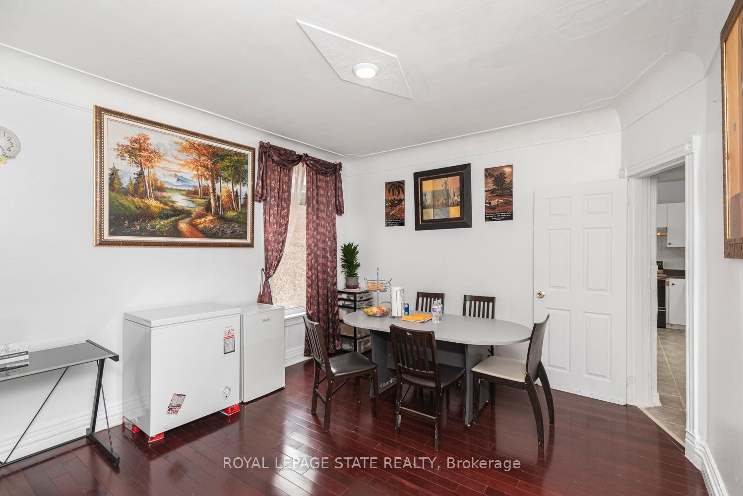 









47


Clyde

Street,
Hamilton,




ON
L8L 5R5

