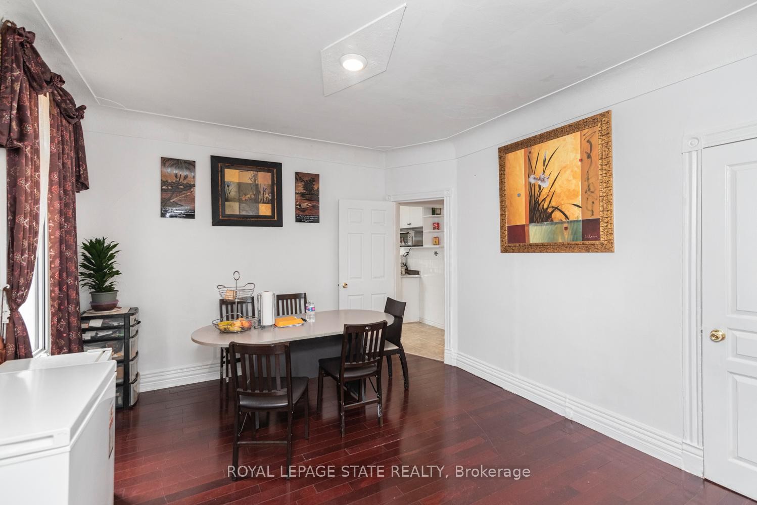 









47


Clyde

Street,
Hamilton,




ON
L8L 5R5

