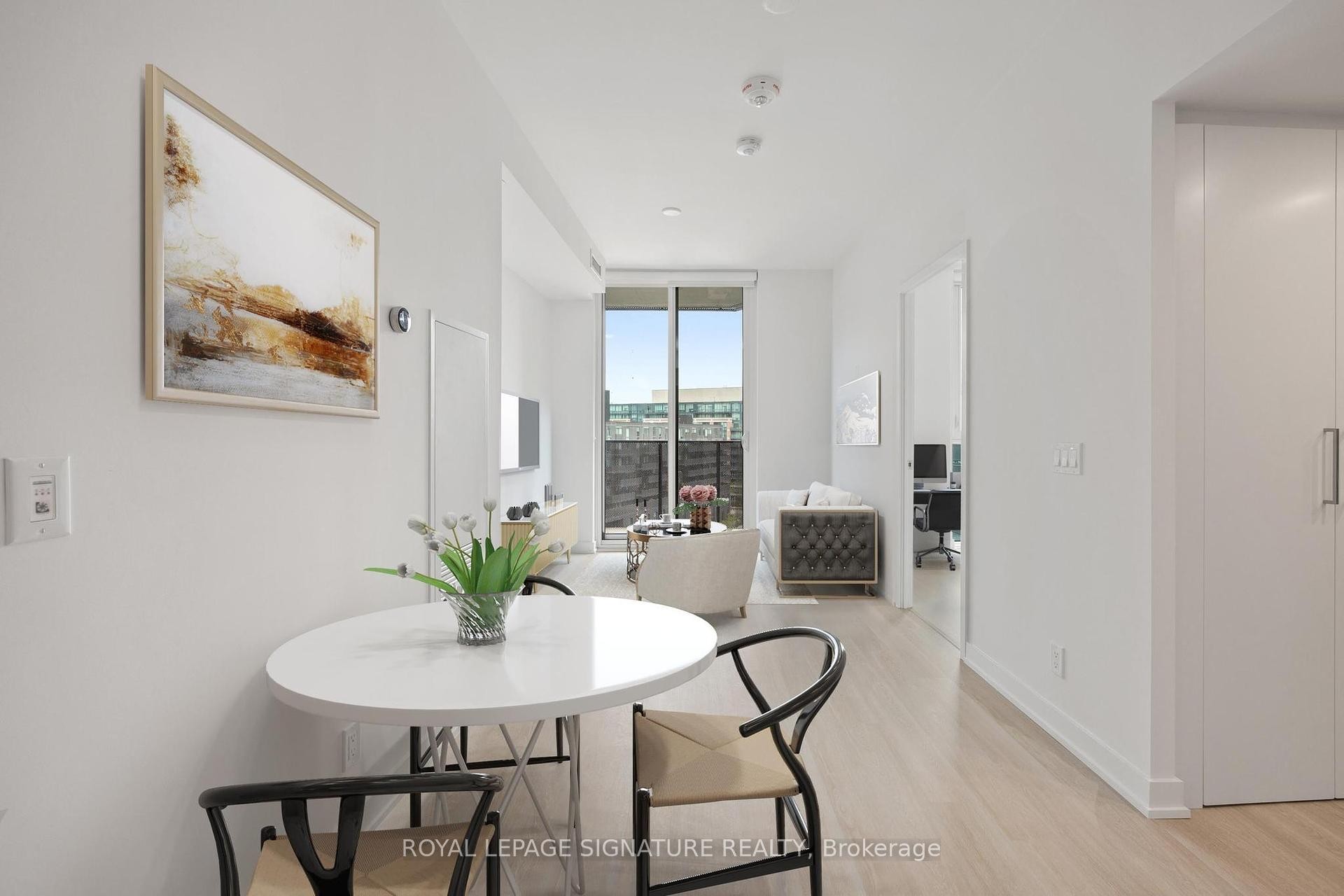 









30


Tretti

Way, 824,
Toronto,




ON
M3H 0E3

