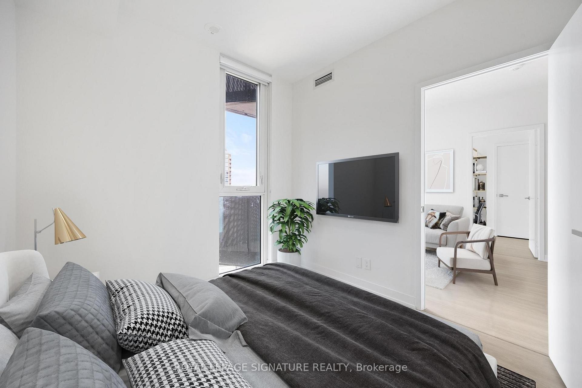 









30


Tretti

Way, 824,
Toronto,




ON
M3H 0E3

