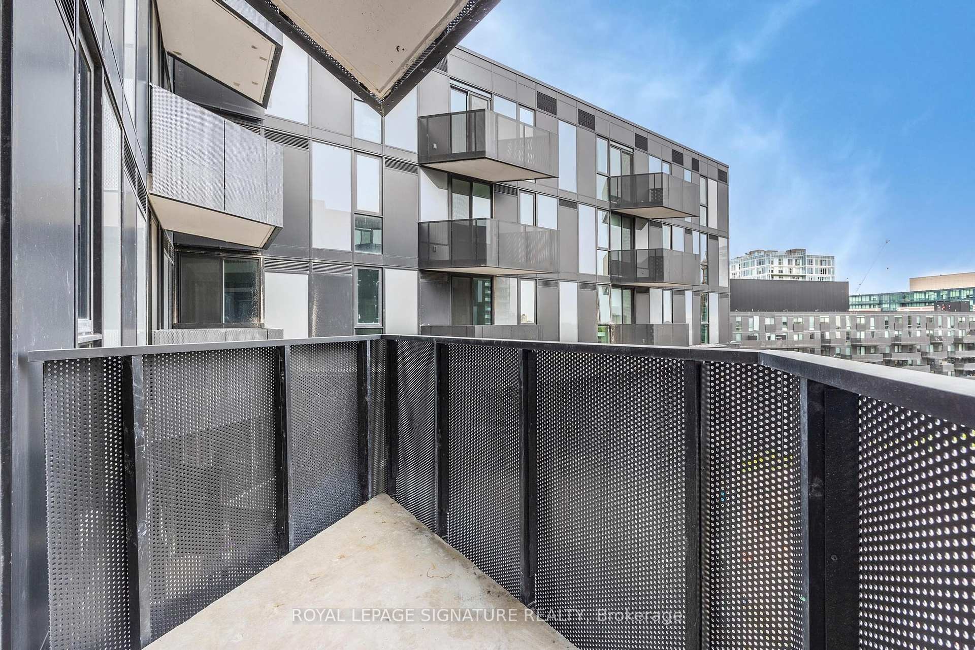 









30


Tretti

Way, 824,
Toronto,




ON
M3H 0E3

