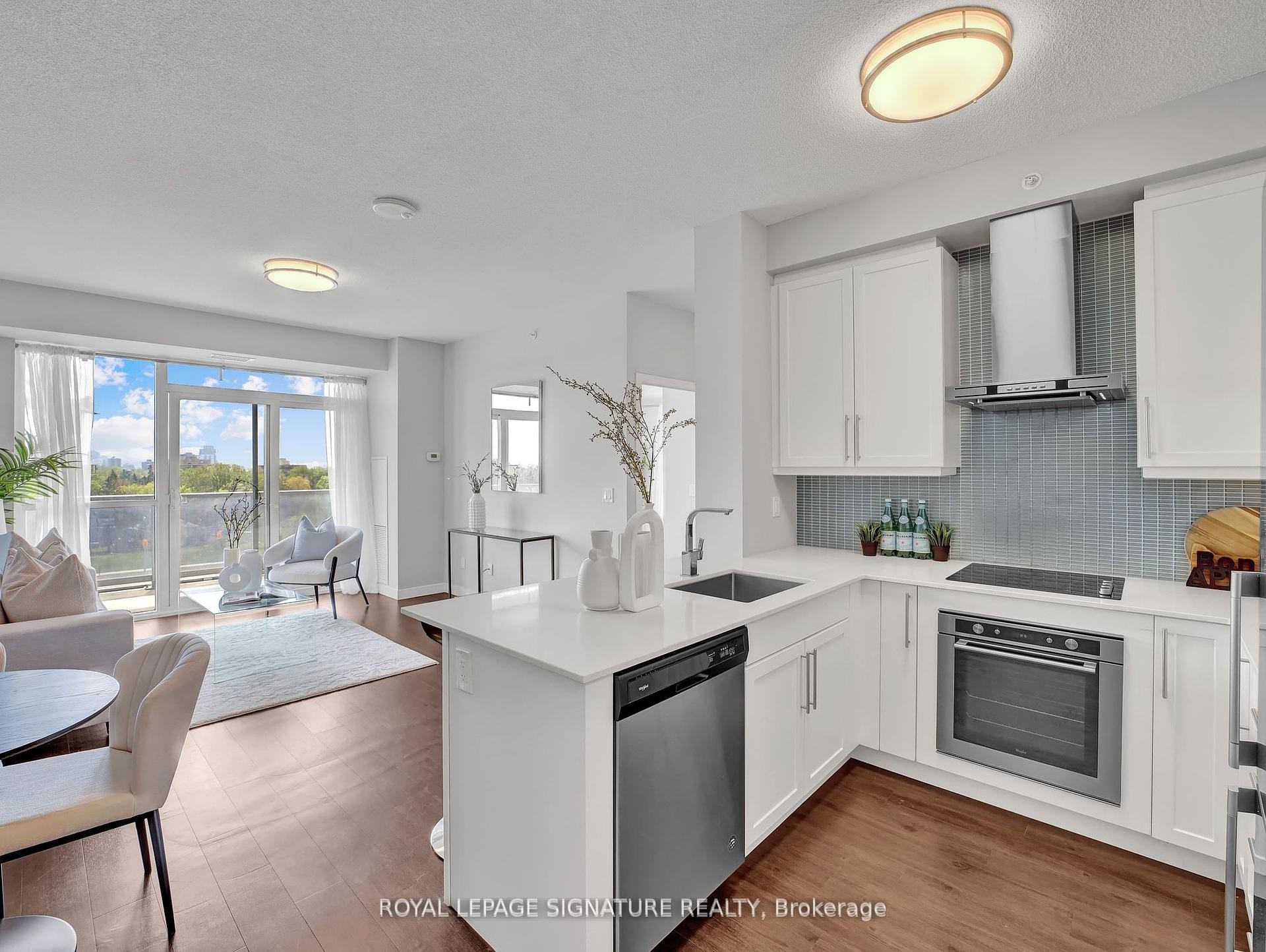 









2081


Fairview

Street, 610,
Burlington,




ON
L7R 0E4

