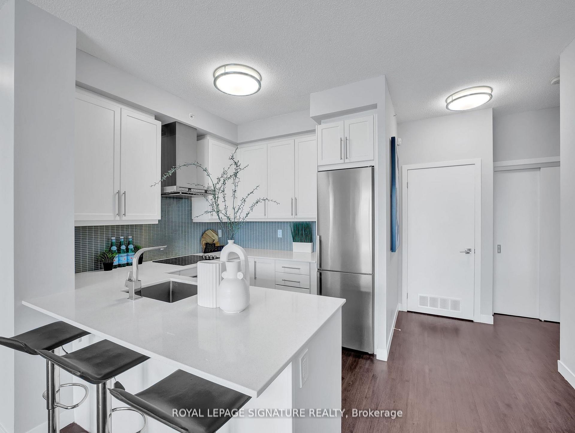 









2081


Fairview

Street, 610,
Burlington,




ON
L7R 0E4

