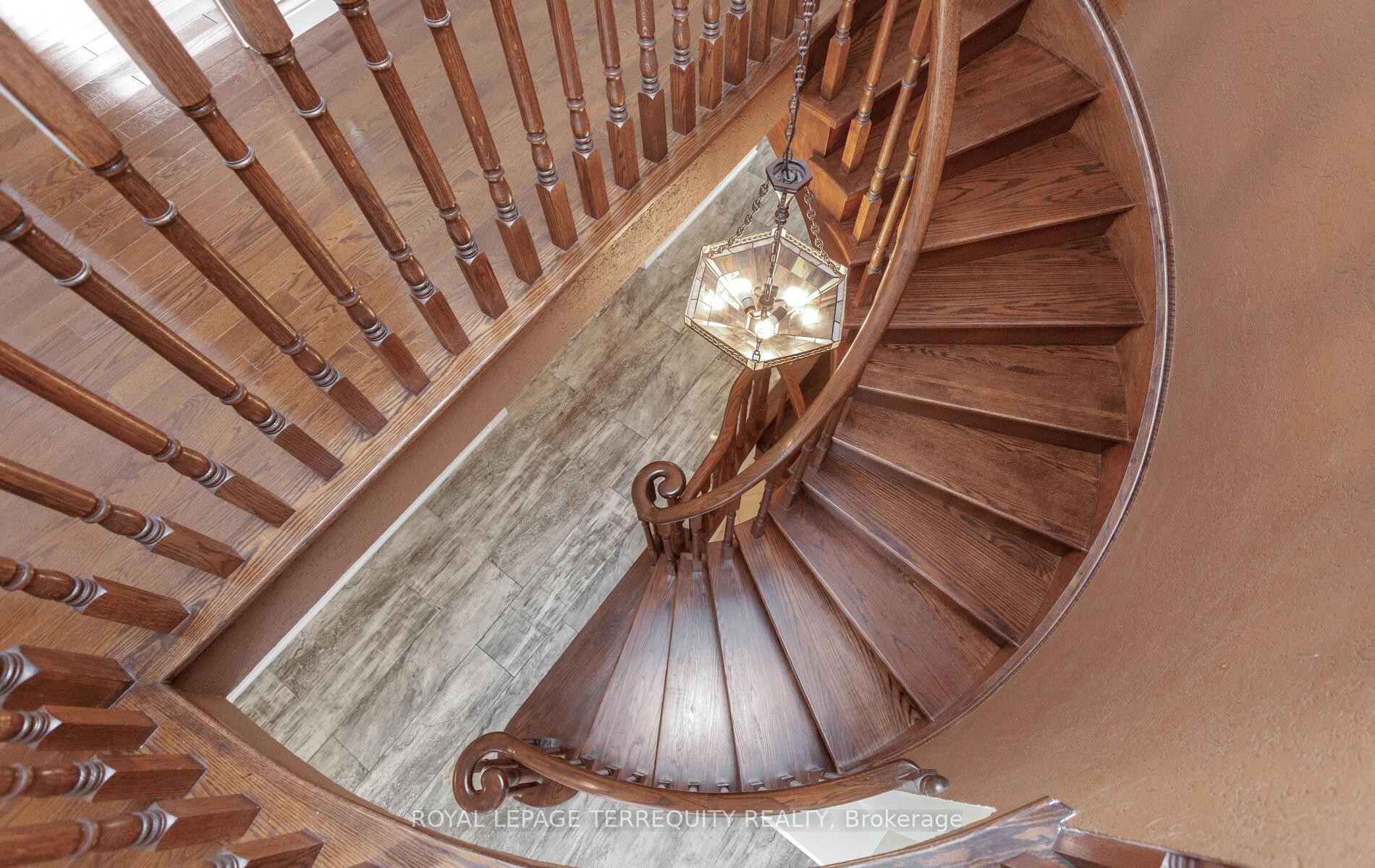 









5839


Fieldon

Road,
Mississauga,




ON
L5M 5K3

