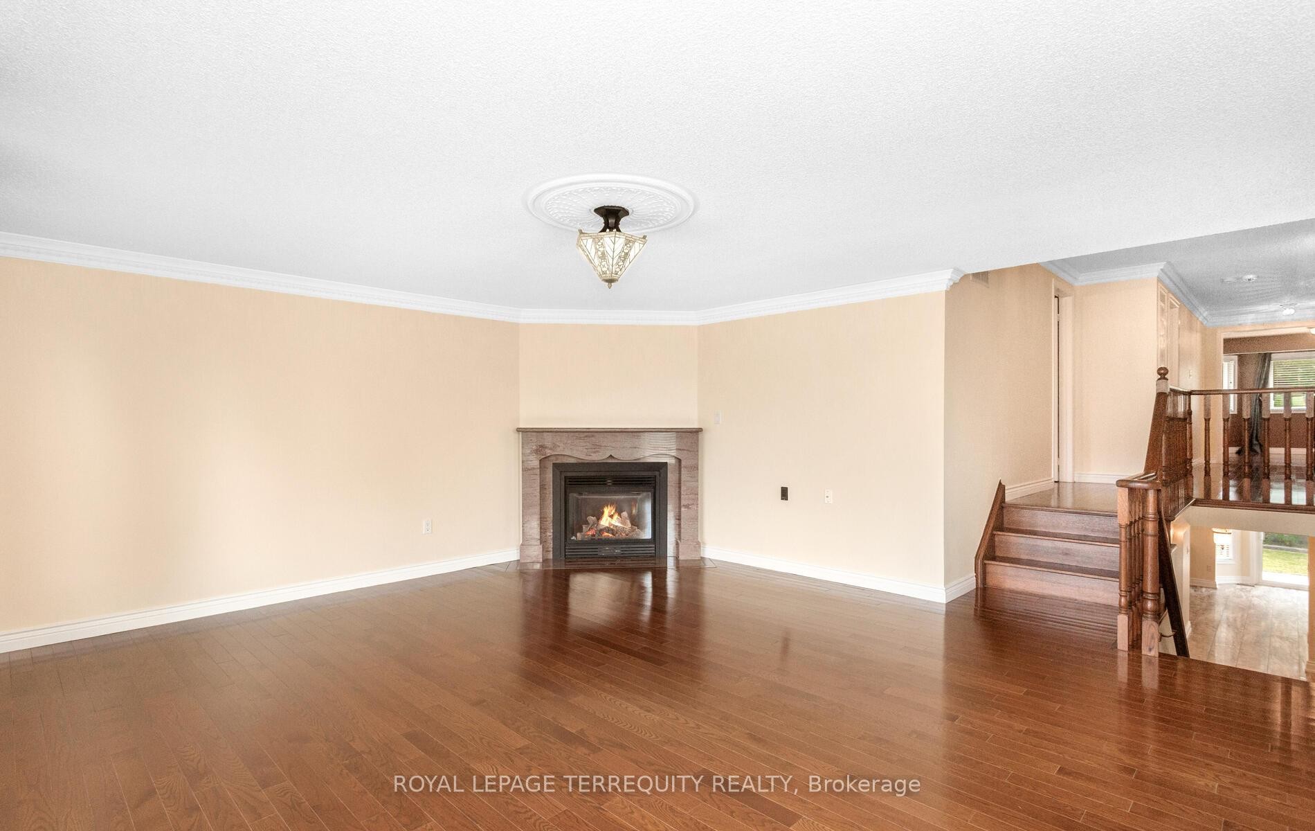 









5839


Fieldon

Road,
Mississauga,




ON
L5M 5K3

