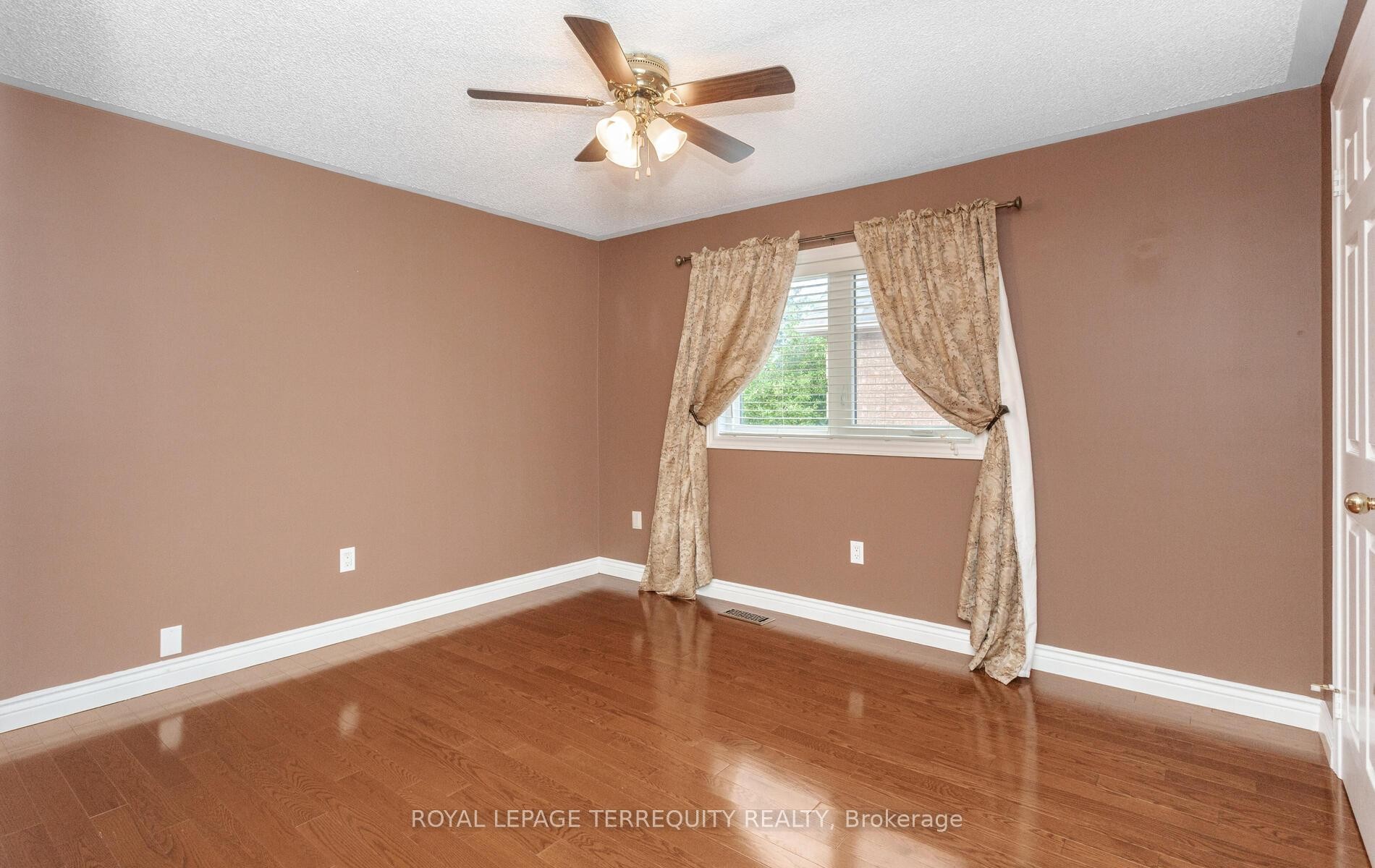 









5839


Fieldon

Road,
Mississauga,




ON
L5M 5K3

