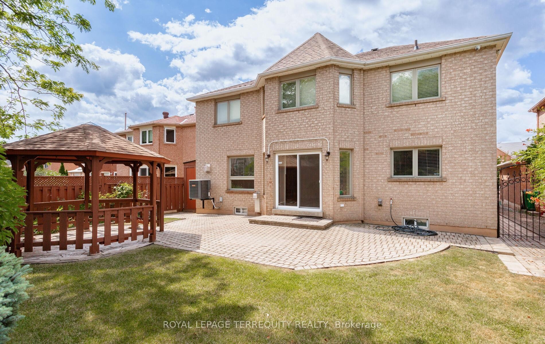 









5839


Fieldon

Road,
Mississauga,




ON
L5M 5K3

