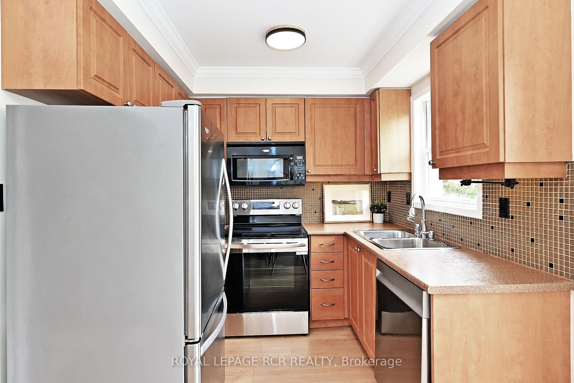 









28


Wyatt

Lane,
Aurora,




ON
L4G 7E4

