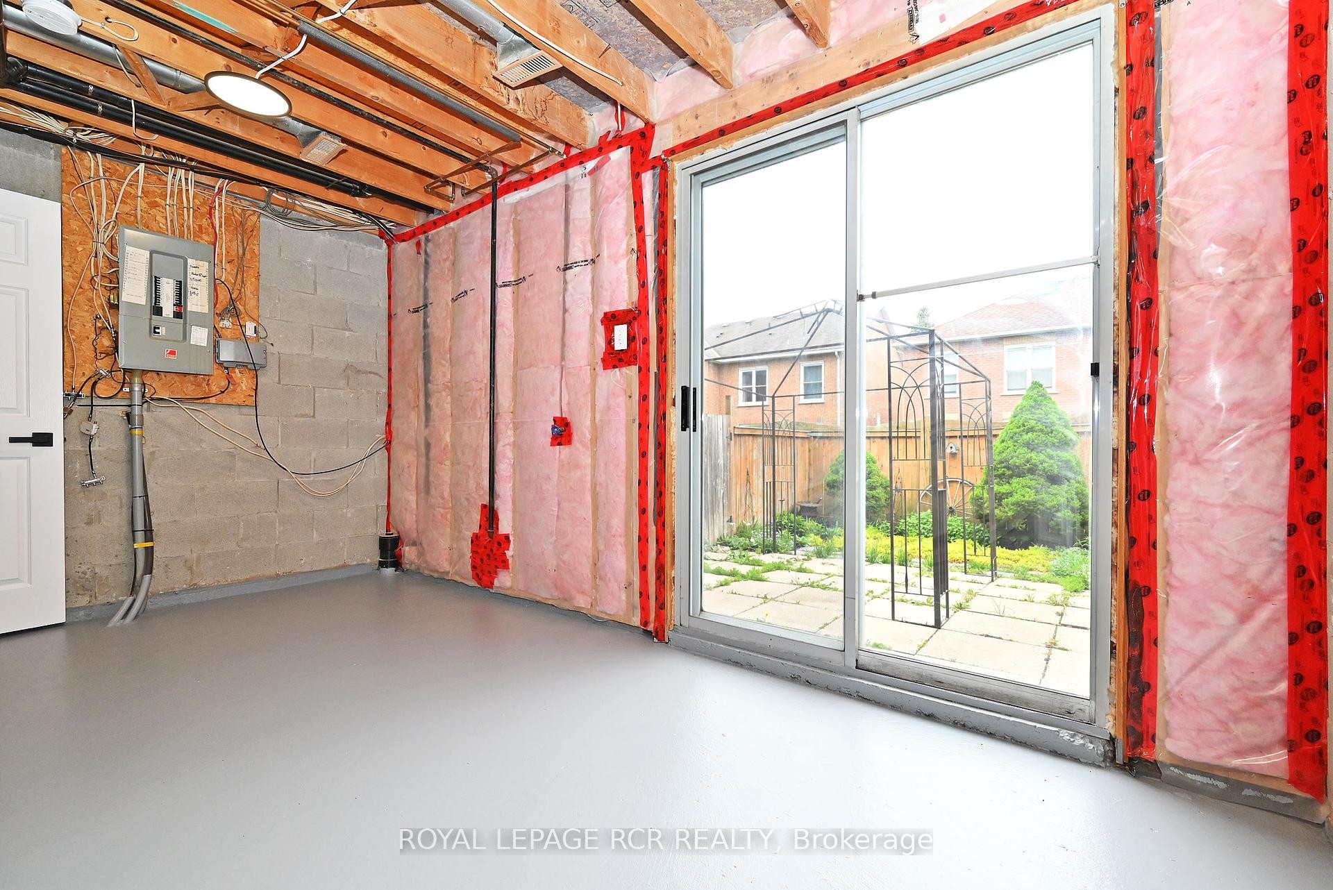 









28


Wyatt

Lane,
Aurora,




ON
L4G 7E4

