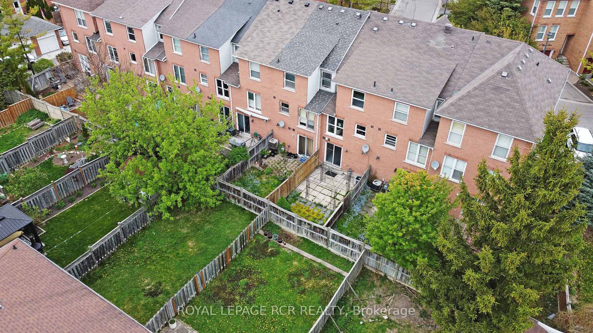 









28


Wyatt

Lane,
Aurora,




ON
L4G 7E4

