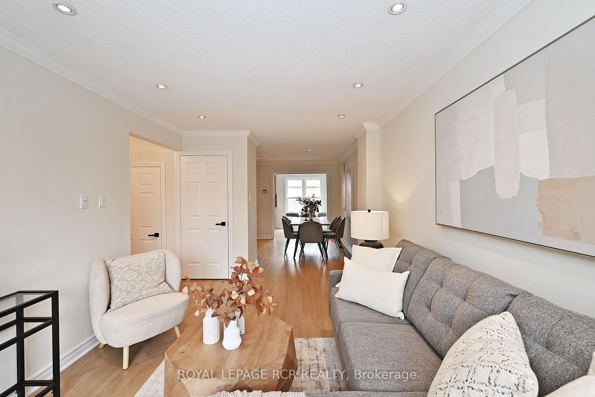 









28


Wyatt

Lane,
Aurora,




ON
L4G 7E4


