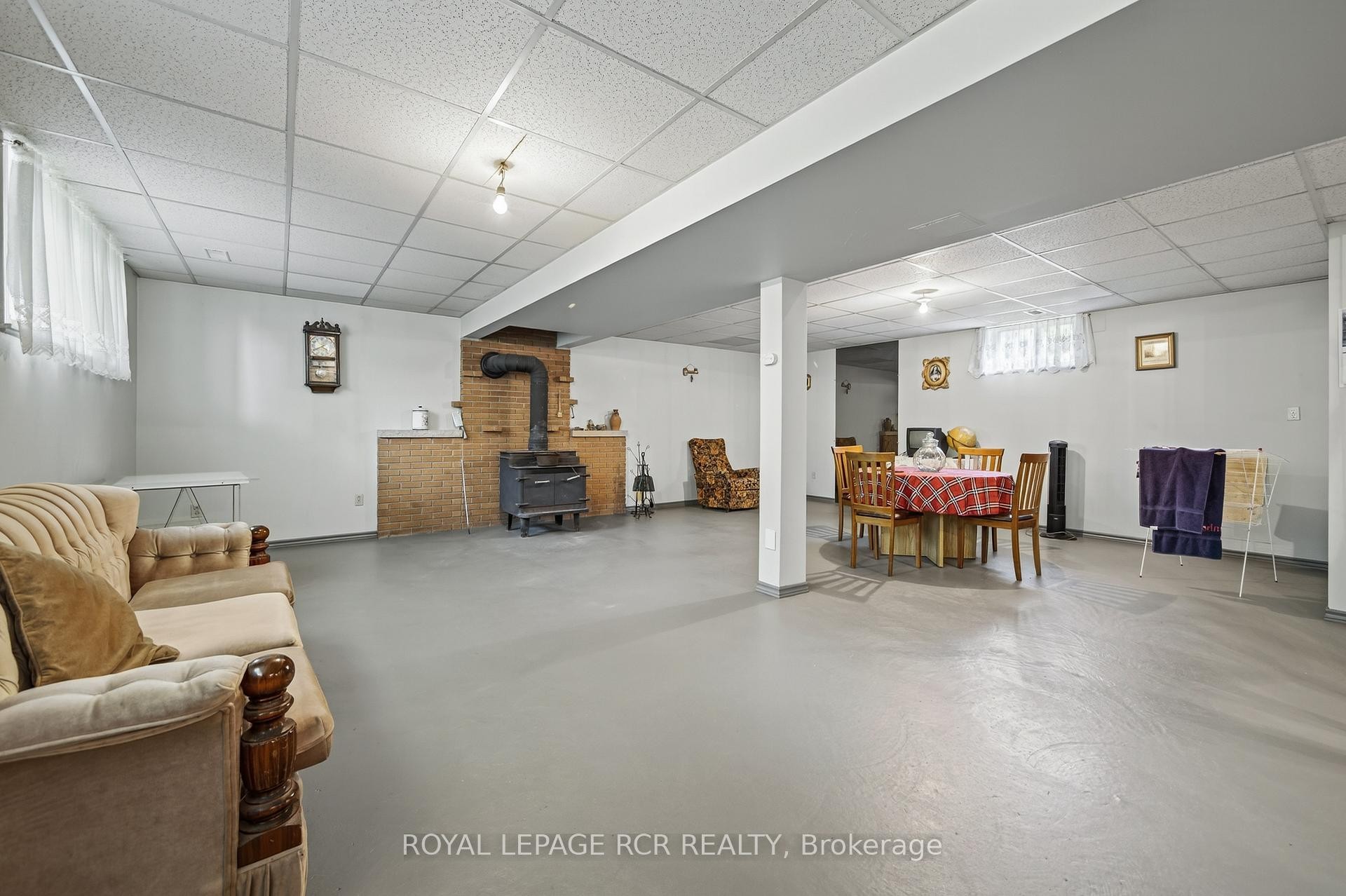 









3269


Concession 7

N/A,
Adjala-Tosorontio,







ON
L0G 1L0

