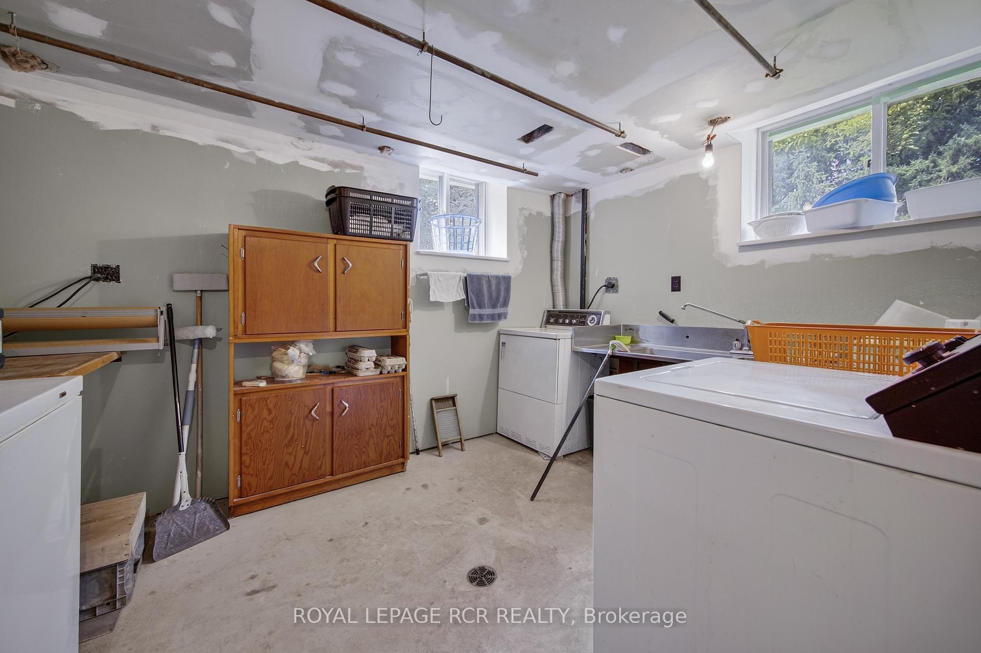 









3269


Concession 7

N/A,
Adjala-Tosorontio,







ON
L0G 1L0

