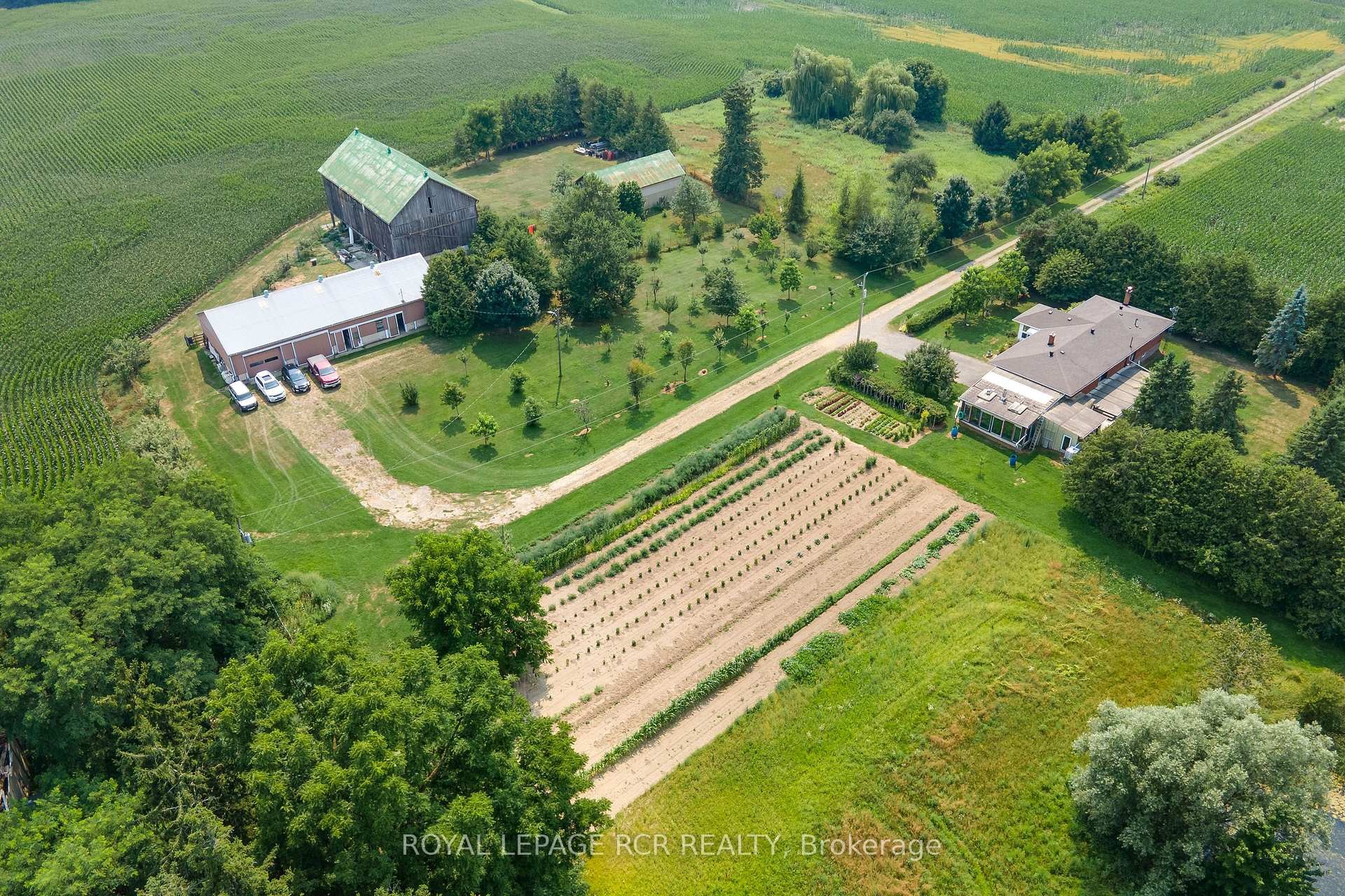 









3269


Concession 7

N/A,
Adjala-Tosorontio,







ON
L0G 1L0

