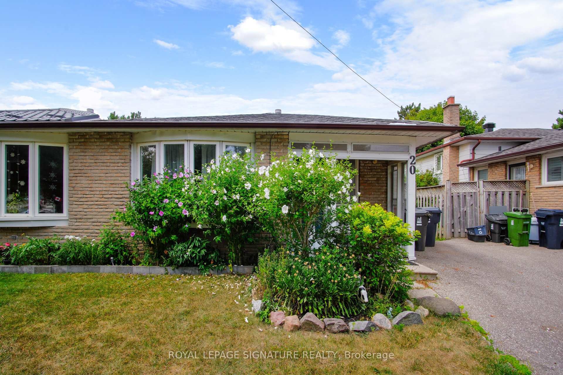 









20


Sexton

Crescent,
Toronto,




ON
M2H 2L5

