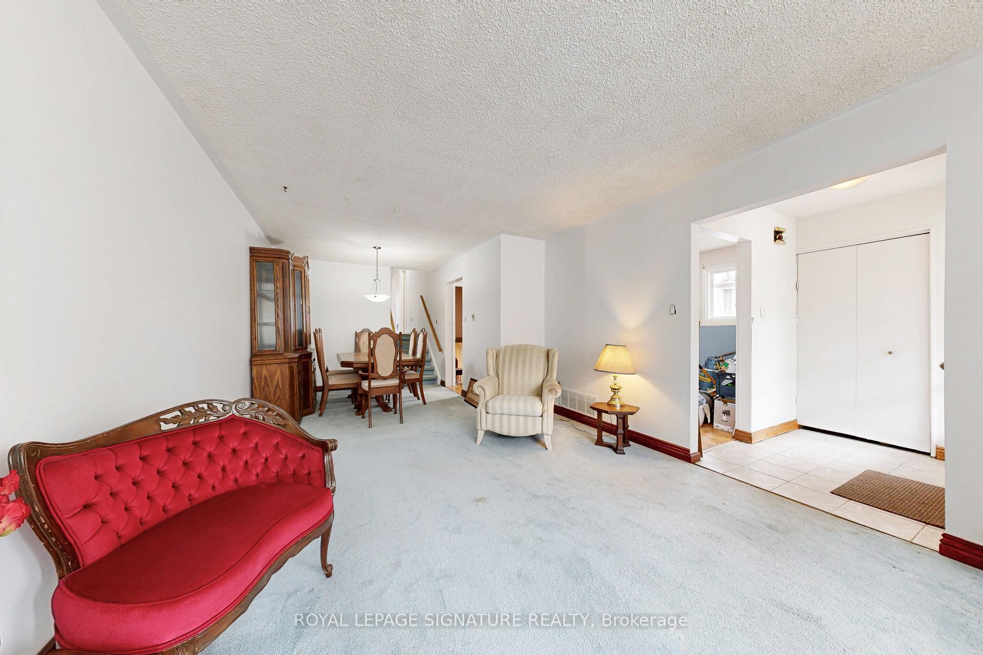 









20


Sexton

Crescent,
Toronto,




ON
M2H 2L5

