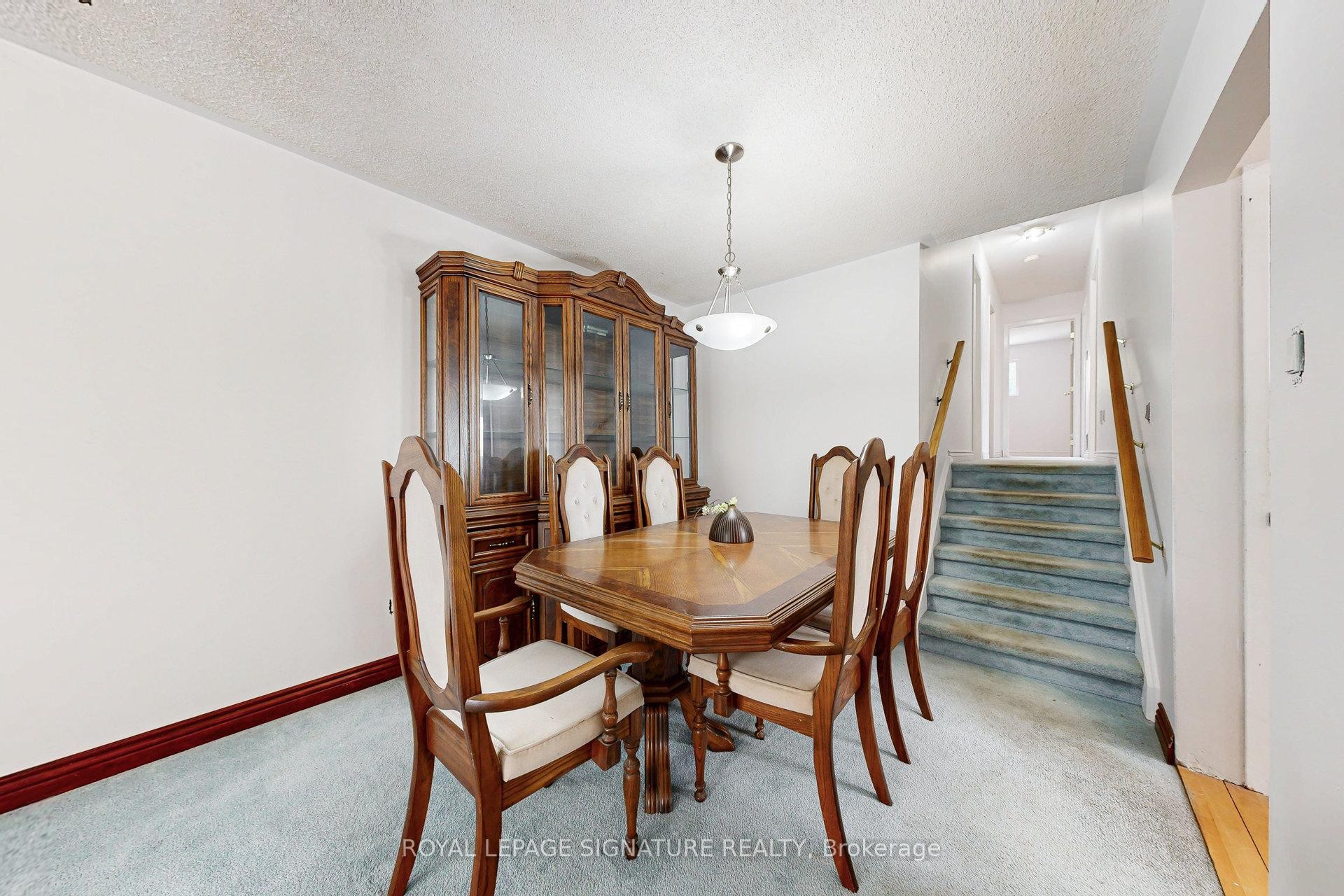 









20


Sexton

Crescent,
Toronto,




ON
M2H 2L5

