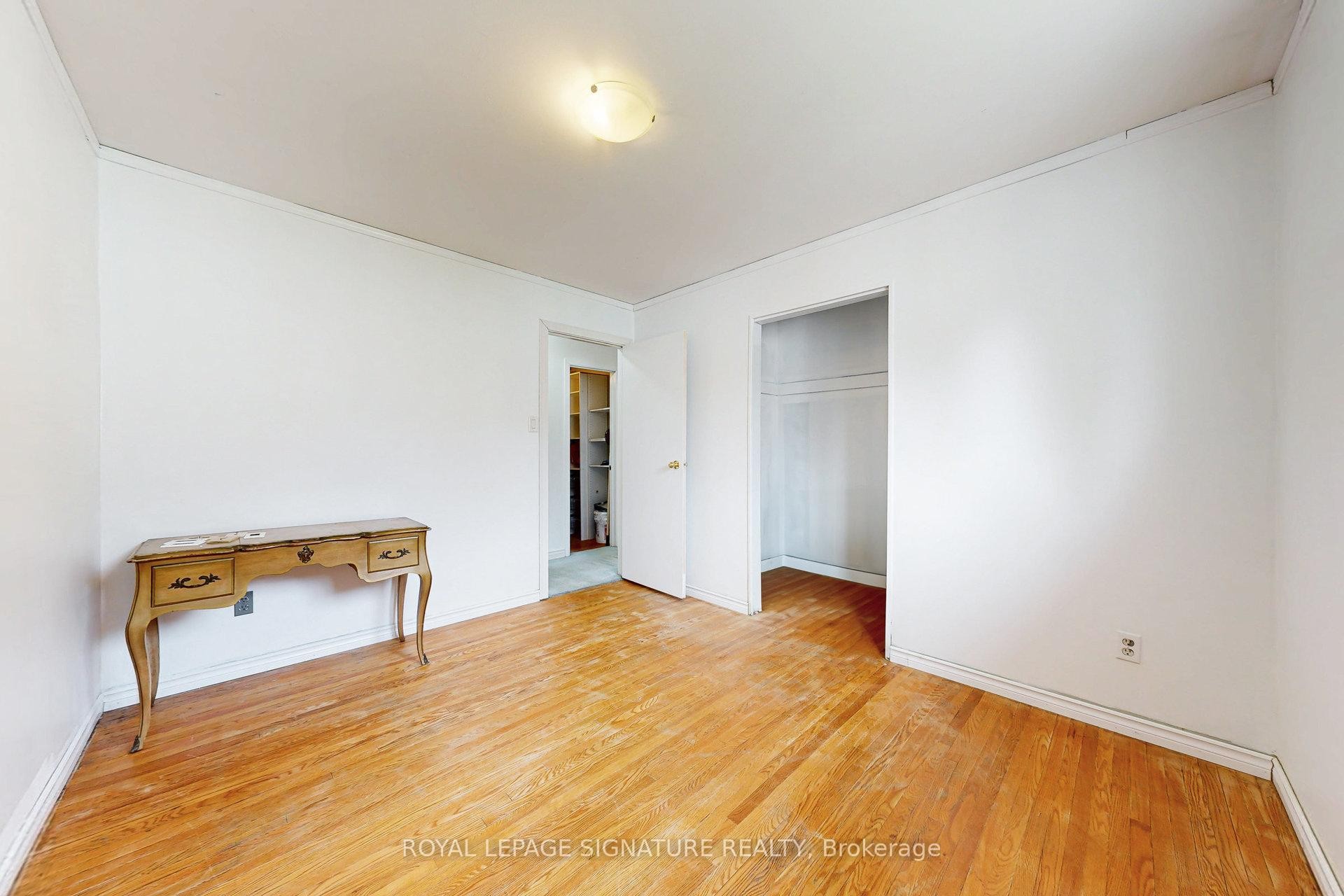 









20


Sexton

Crescent,
Toronto,




ON
M2H 2L5

