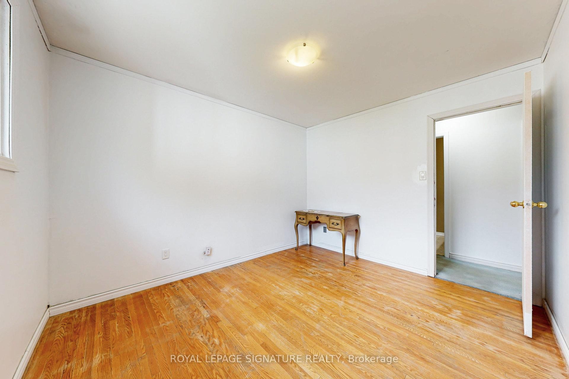 









20


Sexton

Crescent,
Toronto,




ON
M2H 2L5

