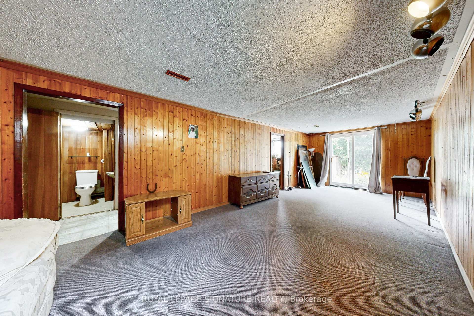 









20


Sexton

Crescent,
Toronto,




ON
M2H 2L5

