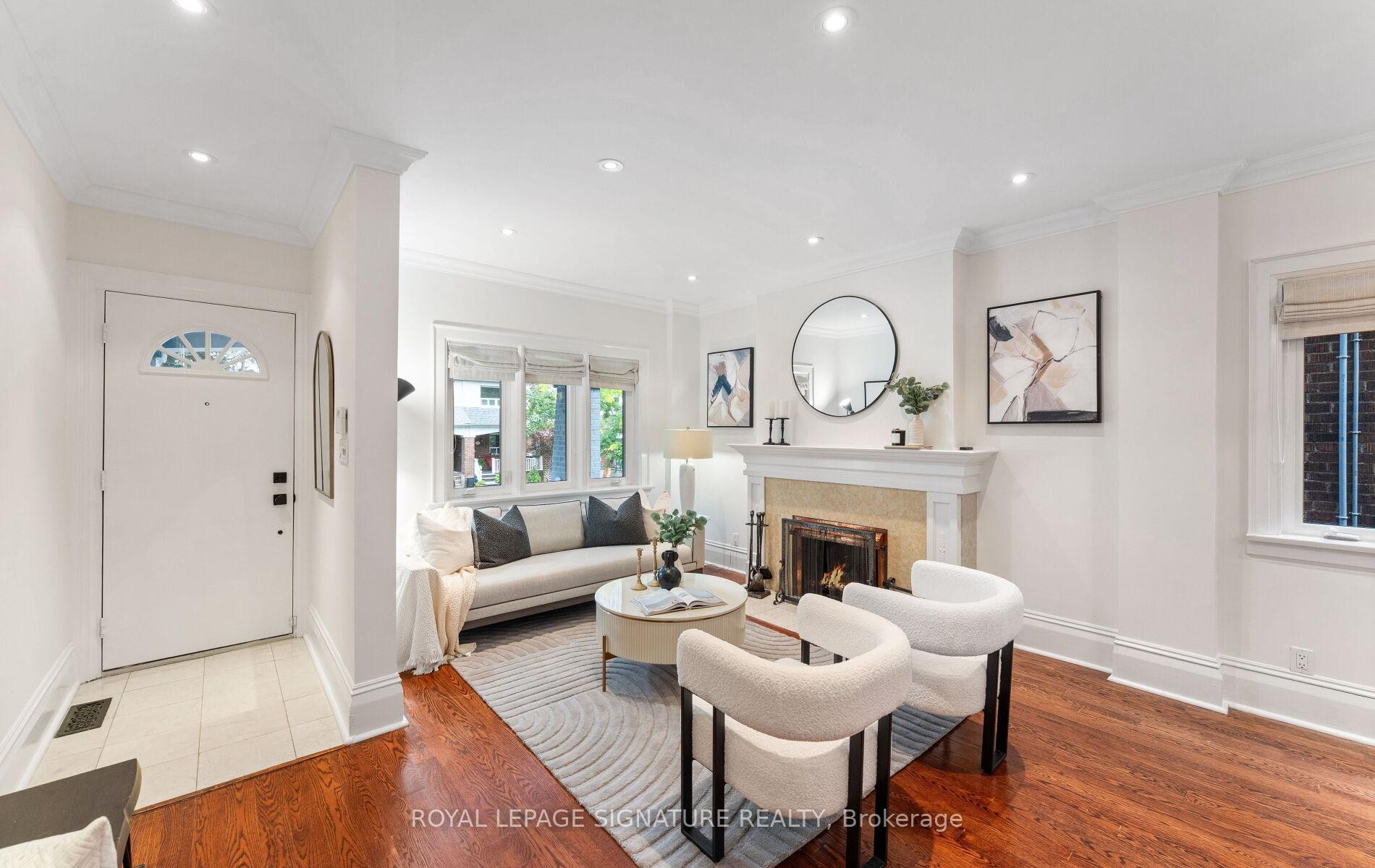 









45


Hillsdale

Avenue West,
Toronto,




ON
M5P 1E9

