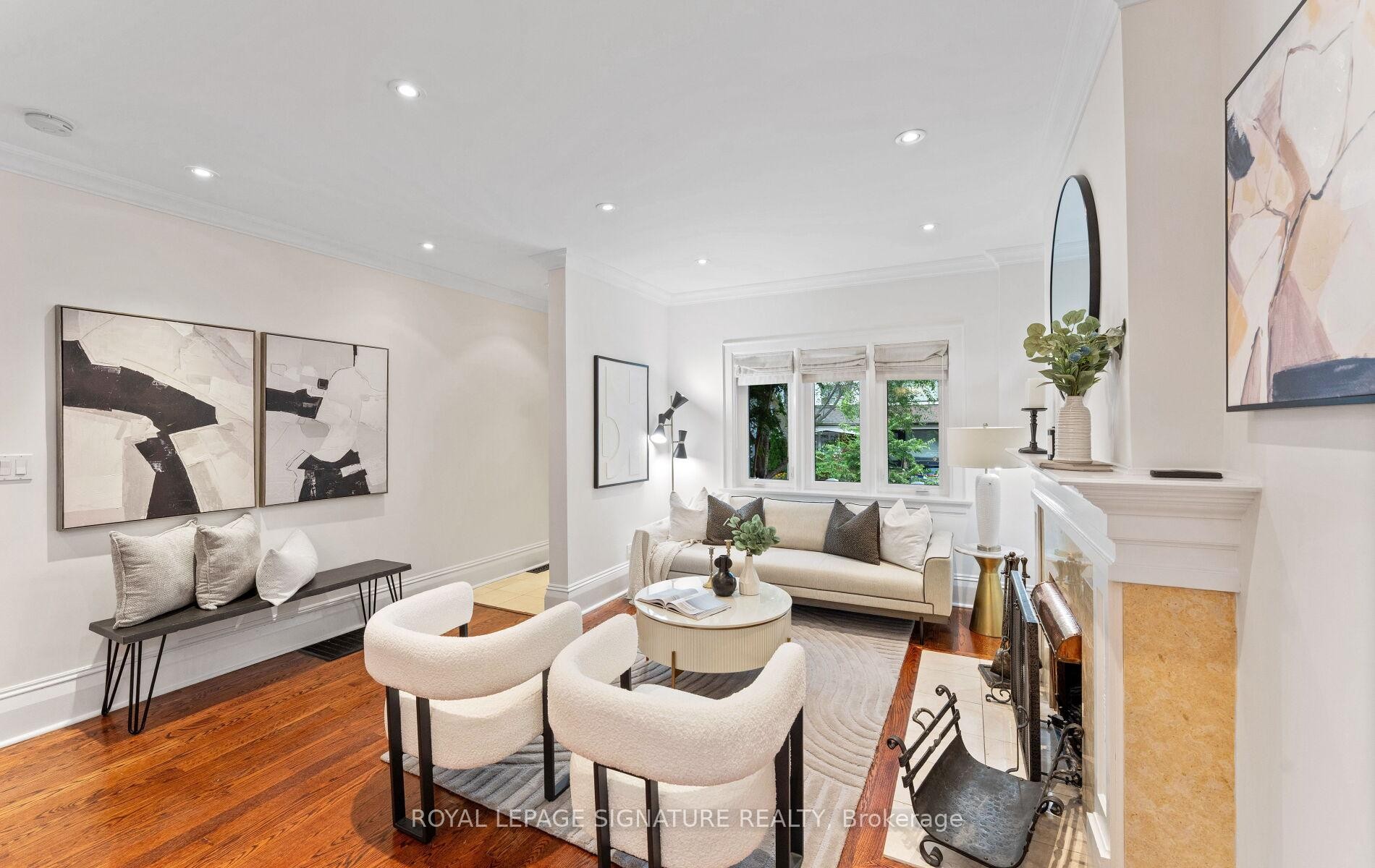 









45


Hillsdale

Avenue West,
Toronto,




ON
M5P 1E9


