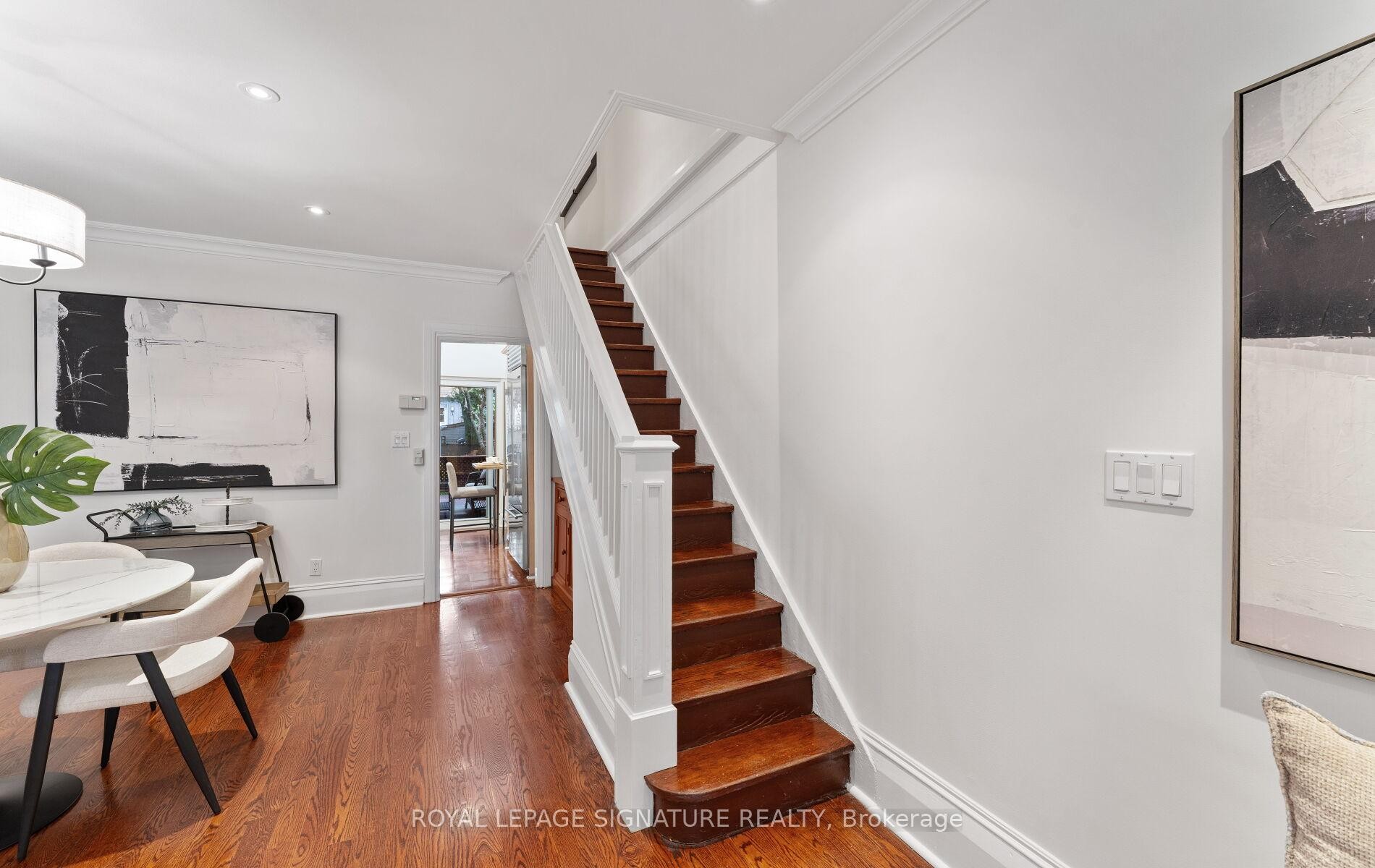 









45


Hillsdale

Avenue West,
Toronto,




ON
M5P 1E9

