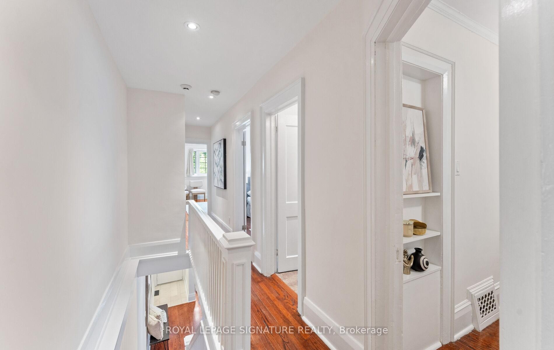 









45


Hillsdale

Avenue West,
Toronto,




ON
M5P 1E9

