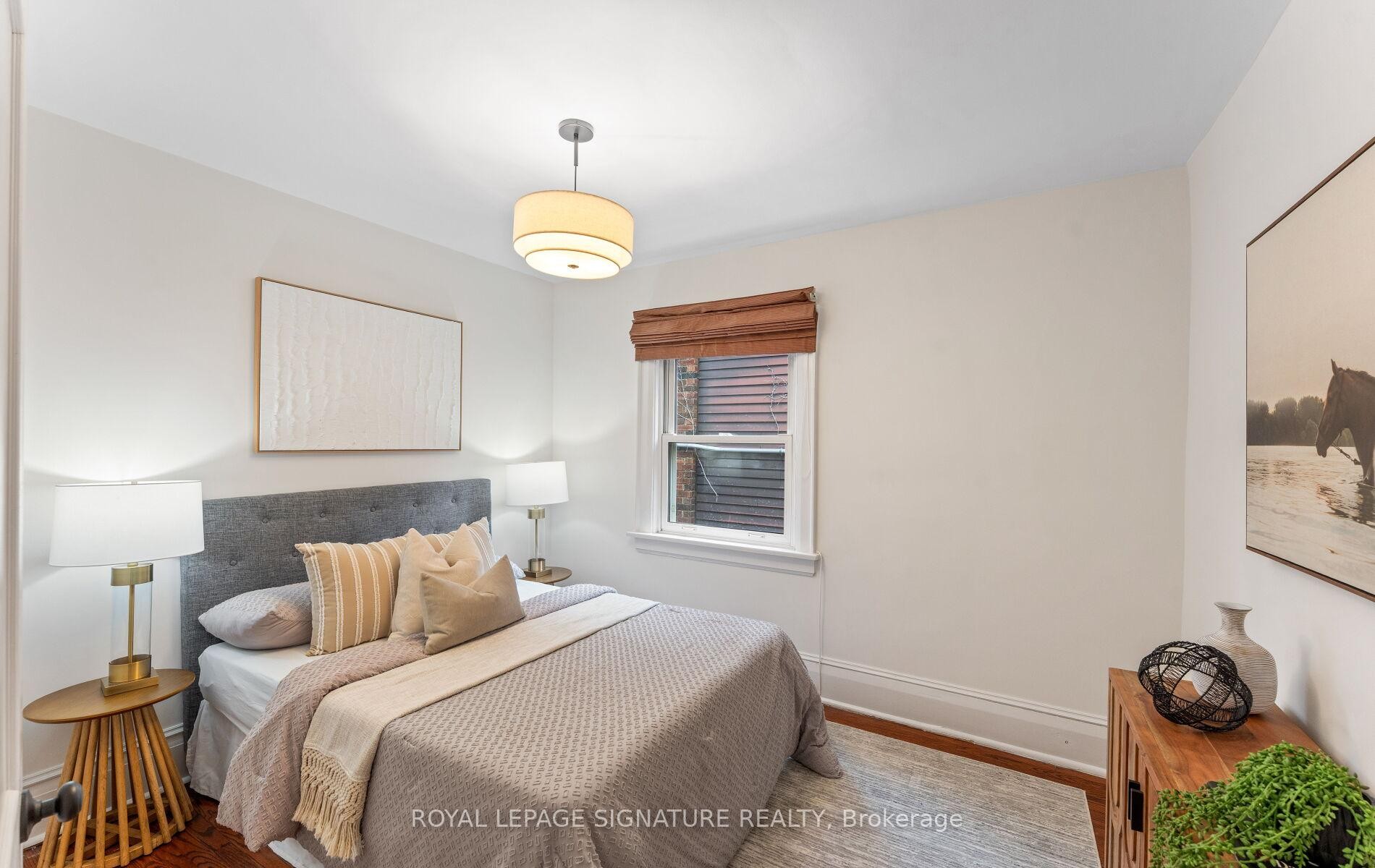 









45


Hillsdale

Avenue West,
Toronto,




ON
M5P 1E9

