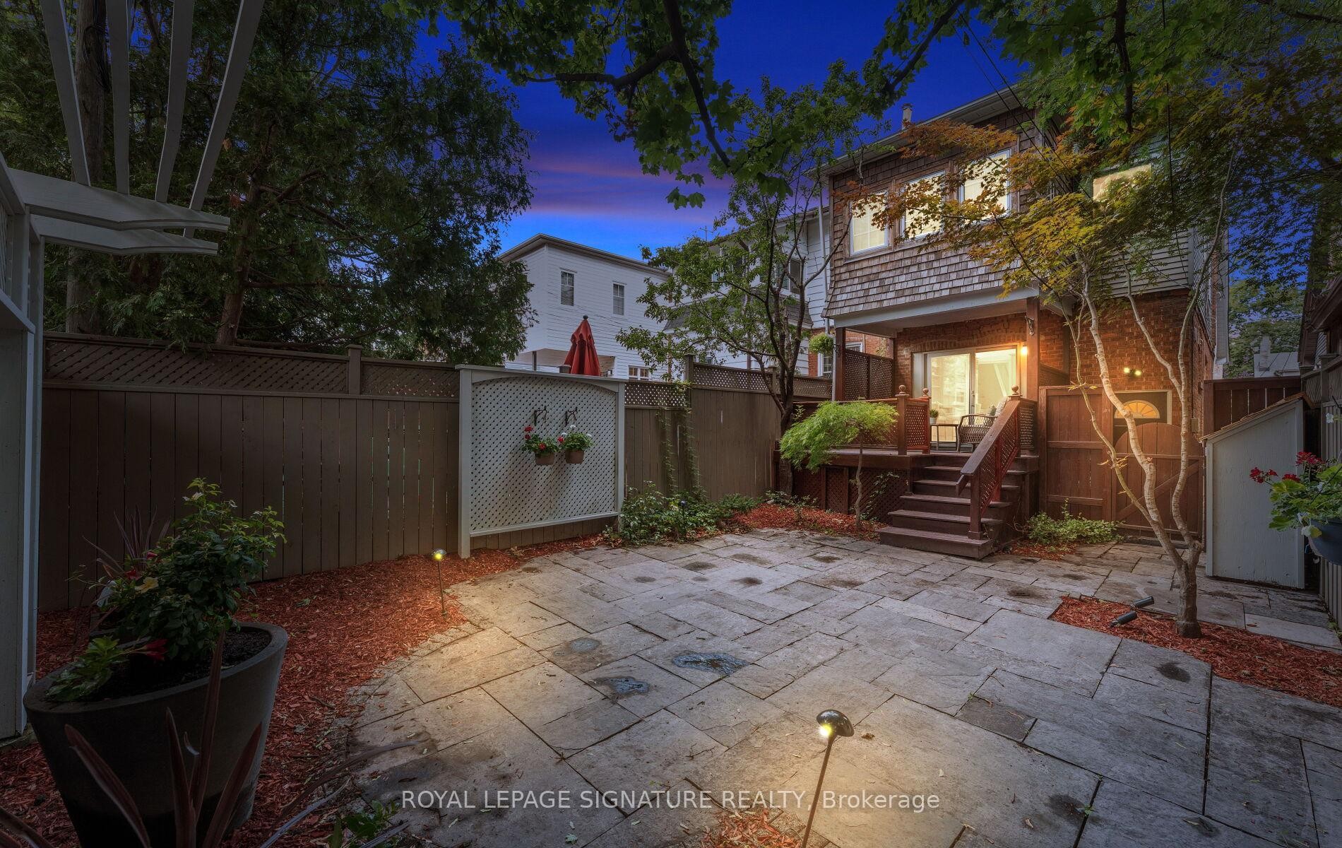 









45


Hillsdale

Avenue West,
Toronto,




ON
M5P 1E9

