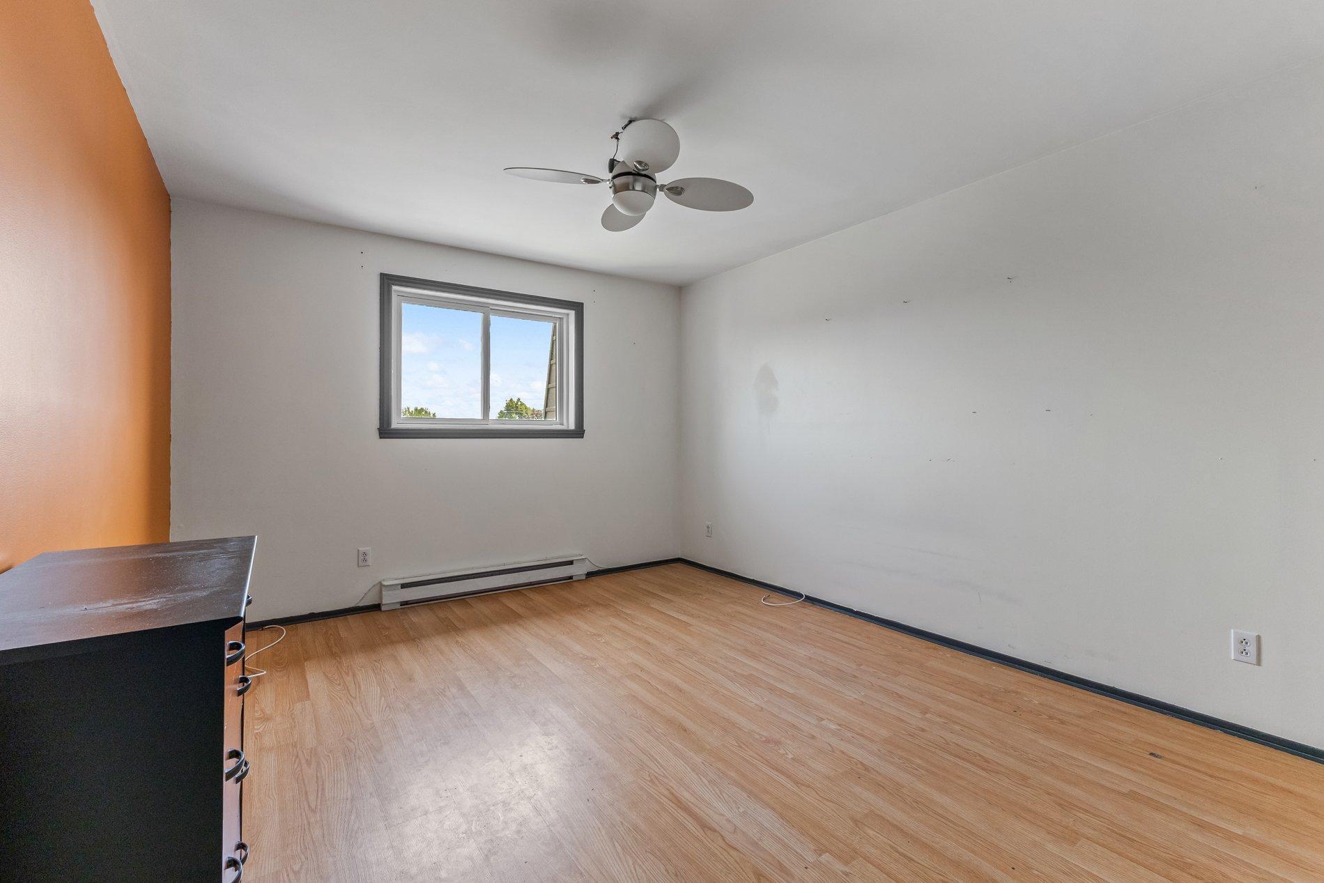 









886


Boul. Iberville

, 42,
Repentigny (Repentigny),




QC
J5Y2R5

