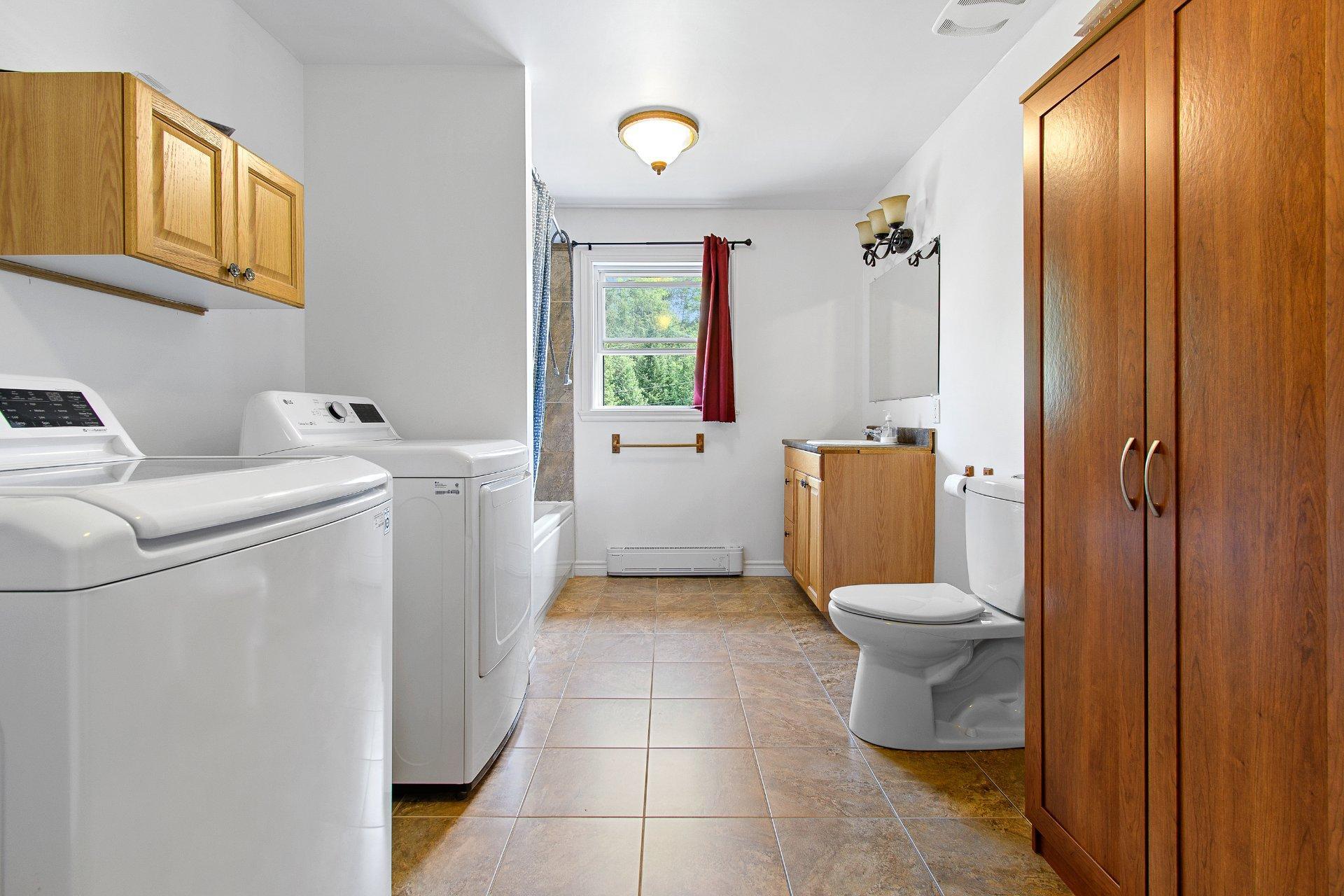 









447


Ch. du Vieux-Moulin

,
Bryson,




QC
J0X1H0

