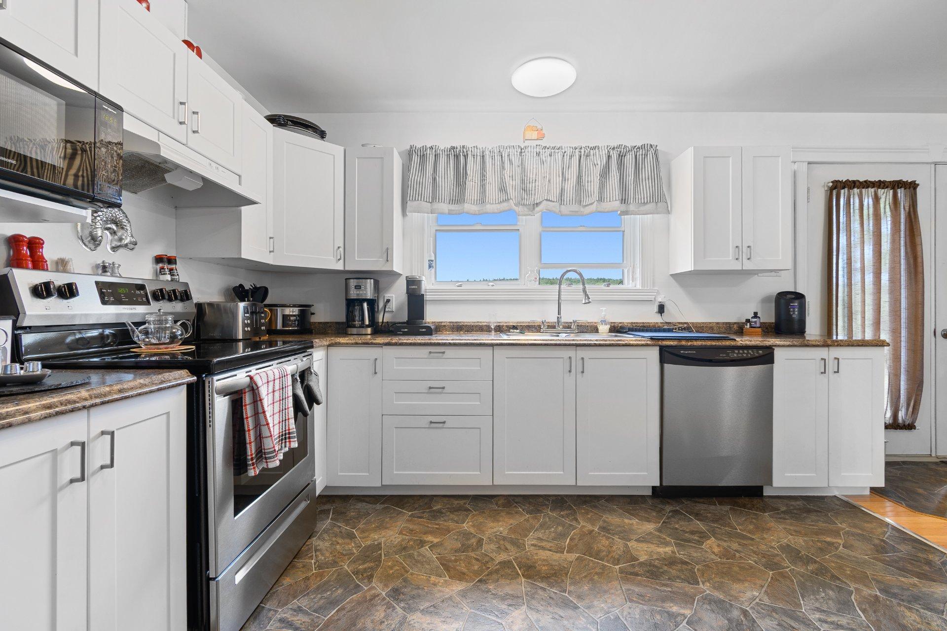 









447


Ch. du Vieux-Moulin

,
Bryson,




QC
J0X1H0

