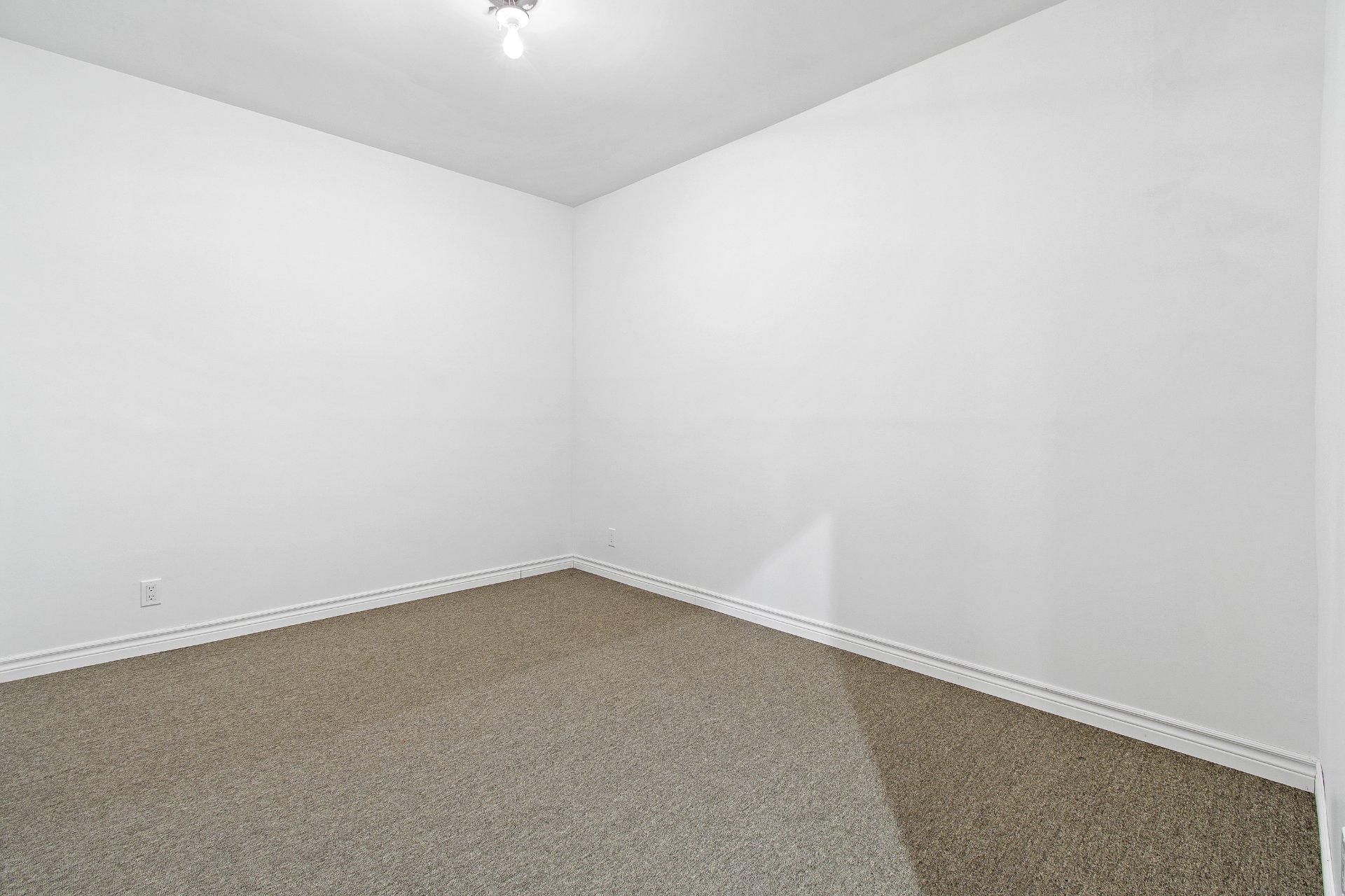 









447


Ch. du Vieux-Moulin

,
Bryson,




QC
J0X1H0

