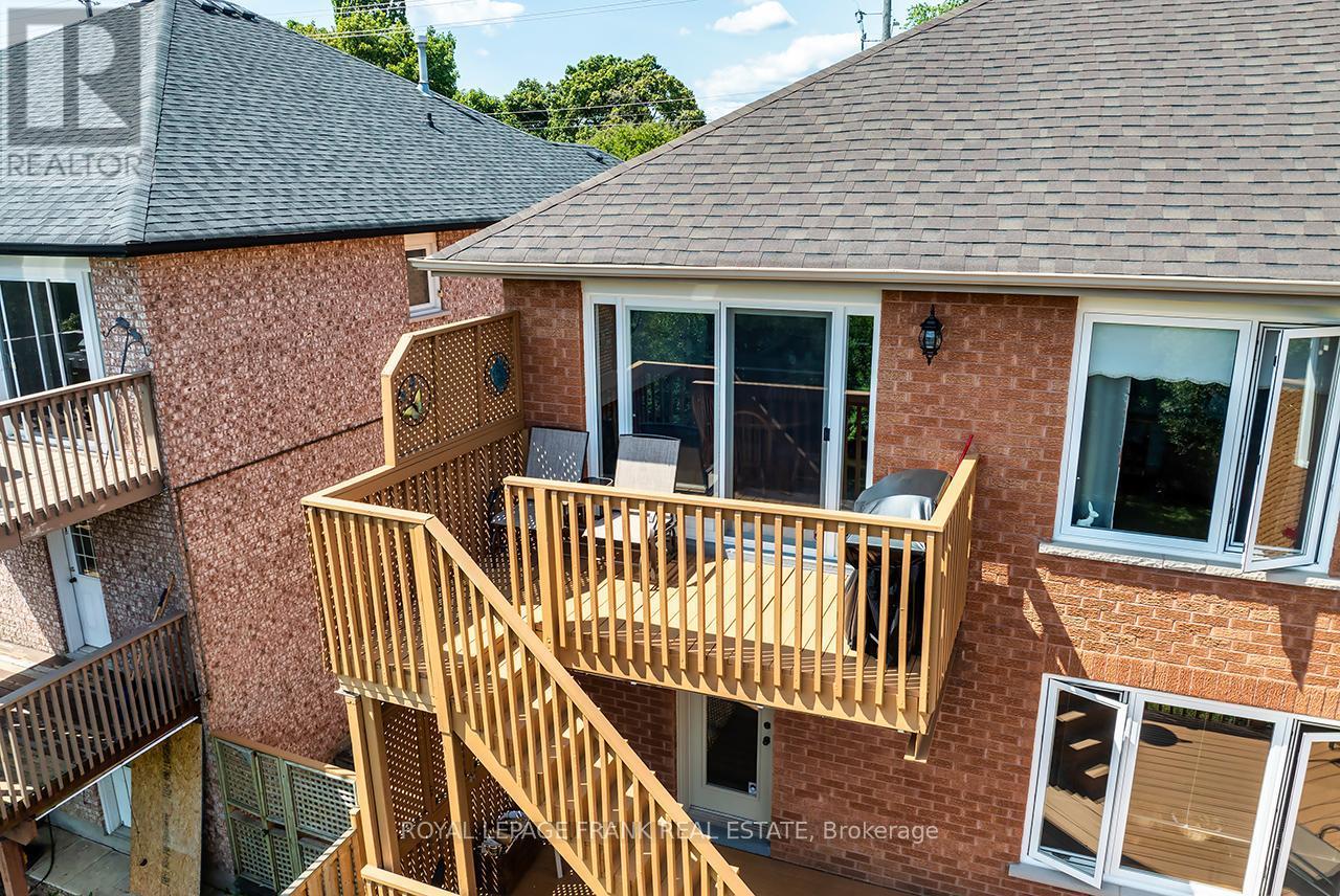 












65 GARDEN STREET

,
Whitby (Downtown Whitby),




Ontario
L1N9E7

