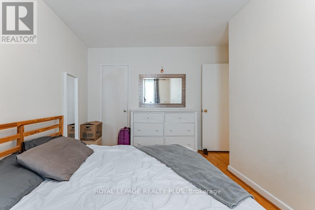 












431 SHERIN DRIVE

,
Oakville,




Ontario
L6L4J4

