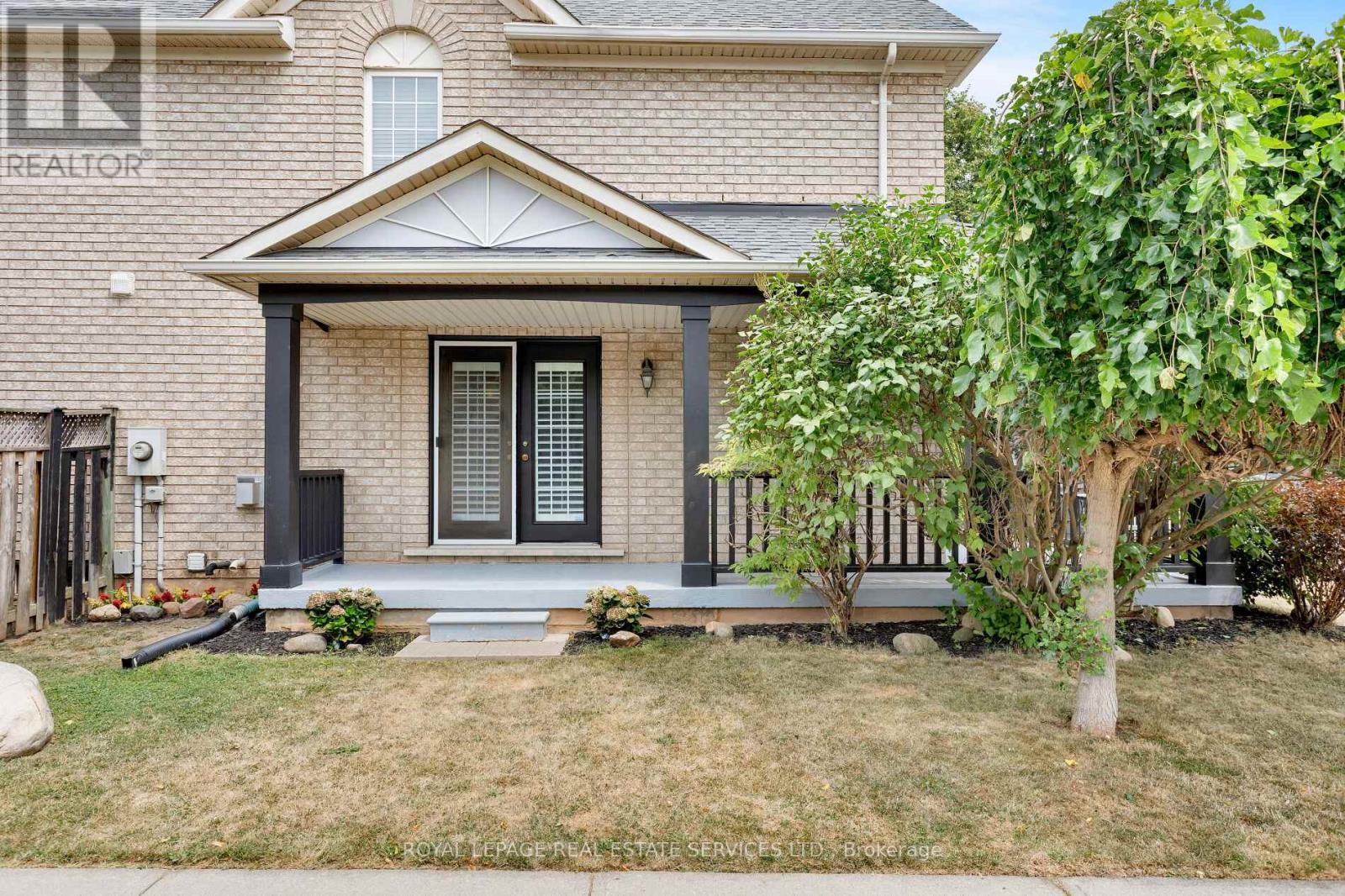 












1359 RIDGEBANK DRIVE

,
Oakville,




Ontario
L6M4A5

