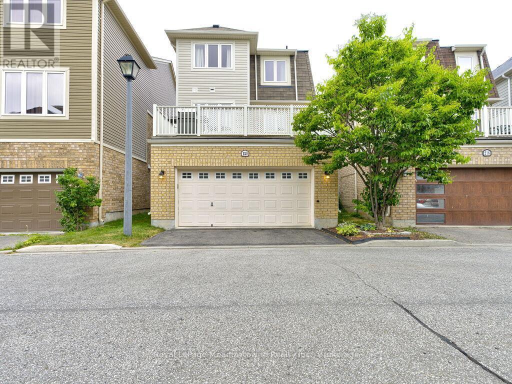 












220 MAGURN GATE

,
Milton (HA Harrison),




Ontario
L9T7B4

