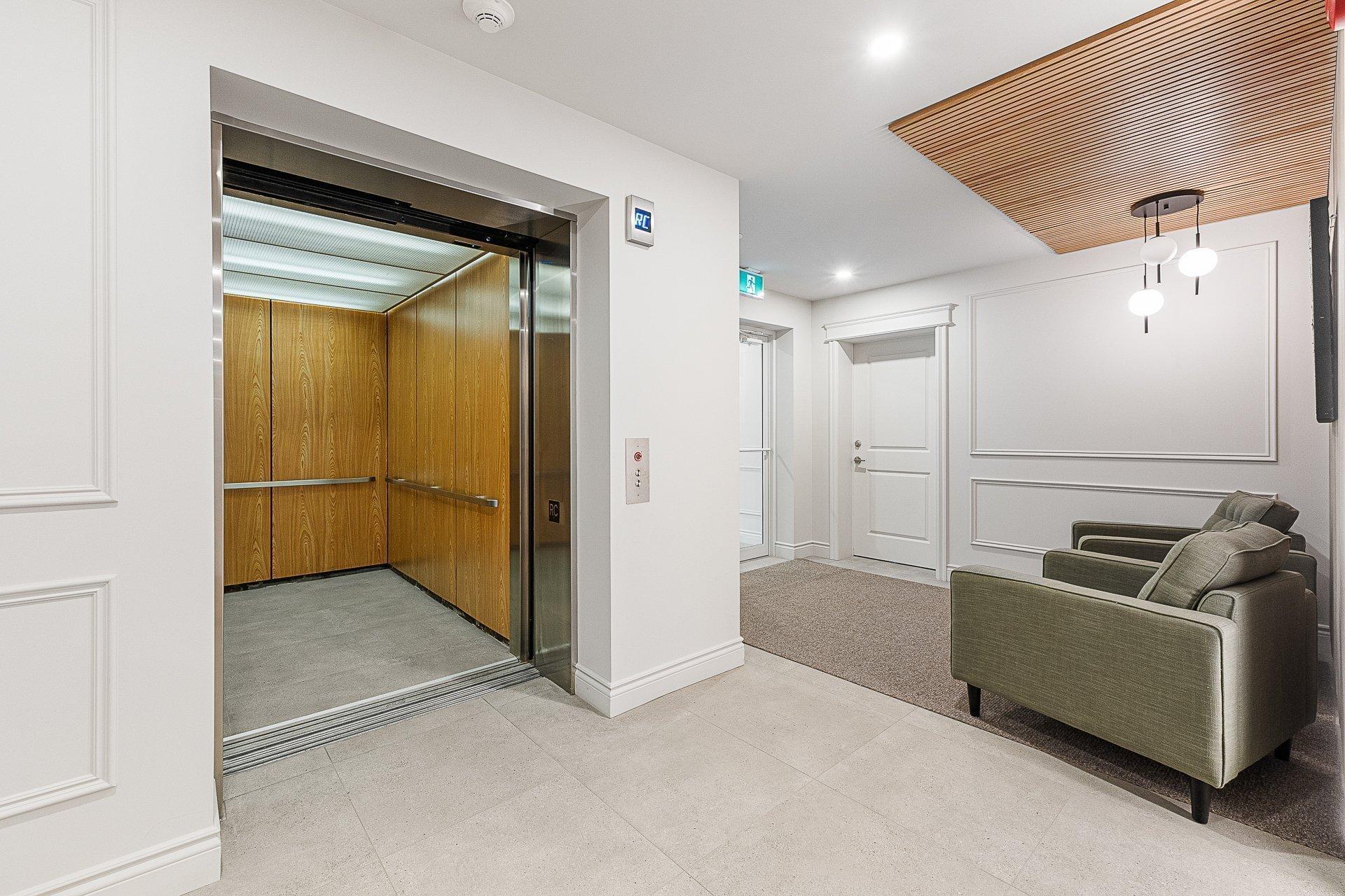 









977


Ch. Massawippi

, 5,
North Hatley,




QC
J0B2C0

