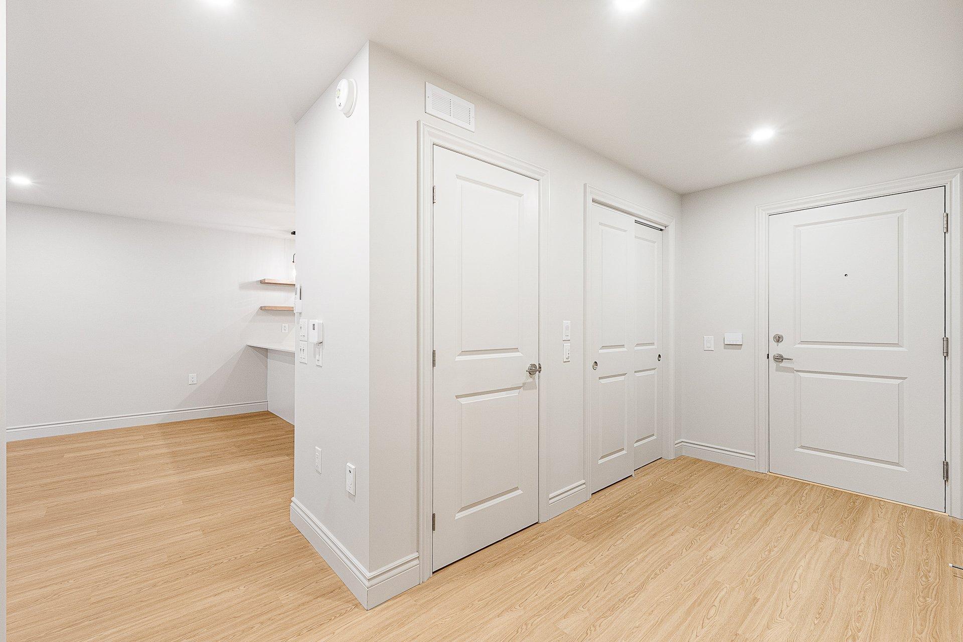 









977


Ch. Massawippi

, 5,
North Hatley,




QC
J0B2C0

