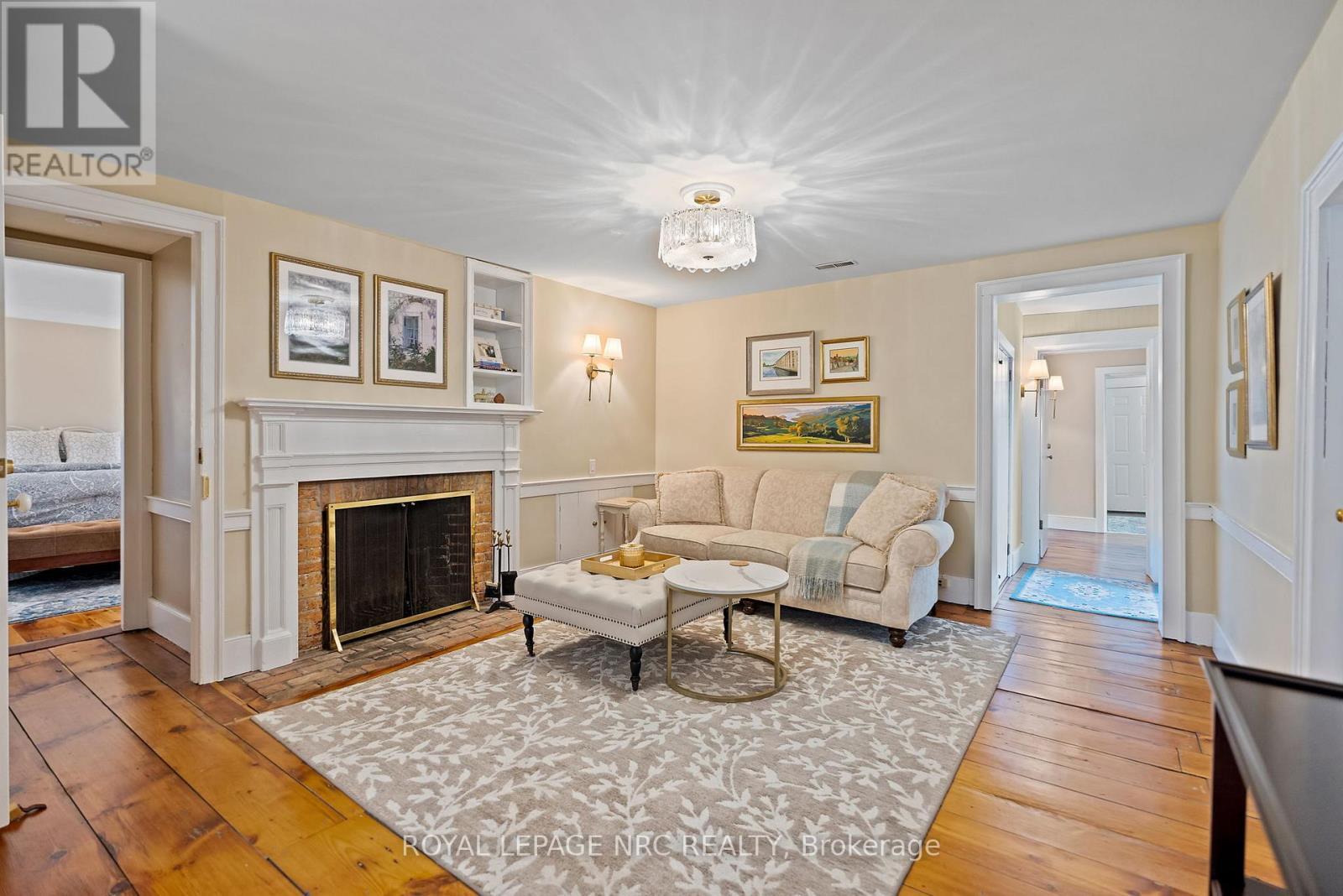 












307 MISSISSAGUA STREET

,
Niagara-on-the-Lake (Town),




Ontario
L0S1J0

