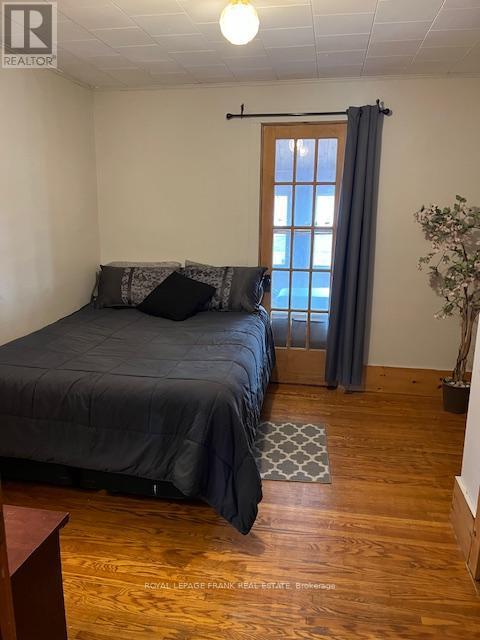 












7 HASTINGS STREET N

,
Bancroft (Bancroft Ward),




Ontario
K0L1C0

