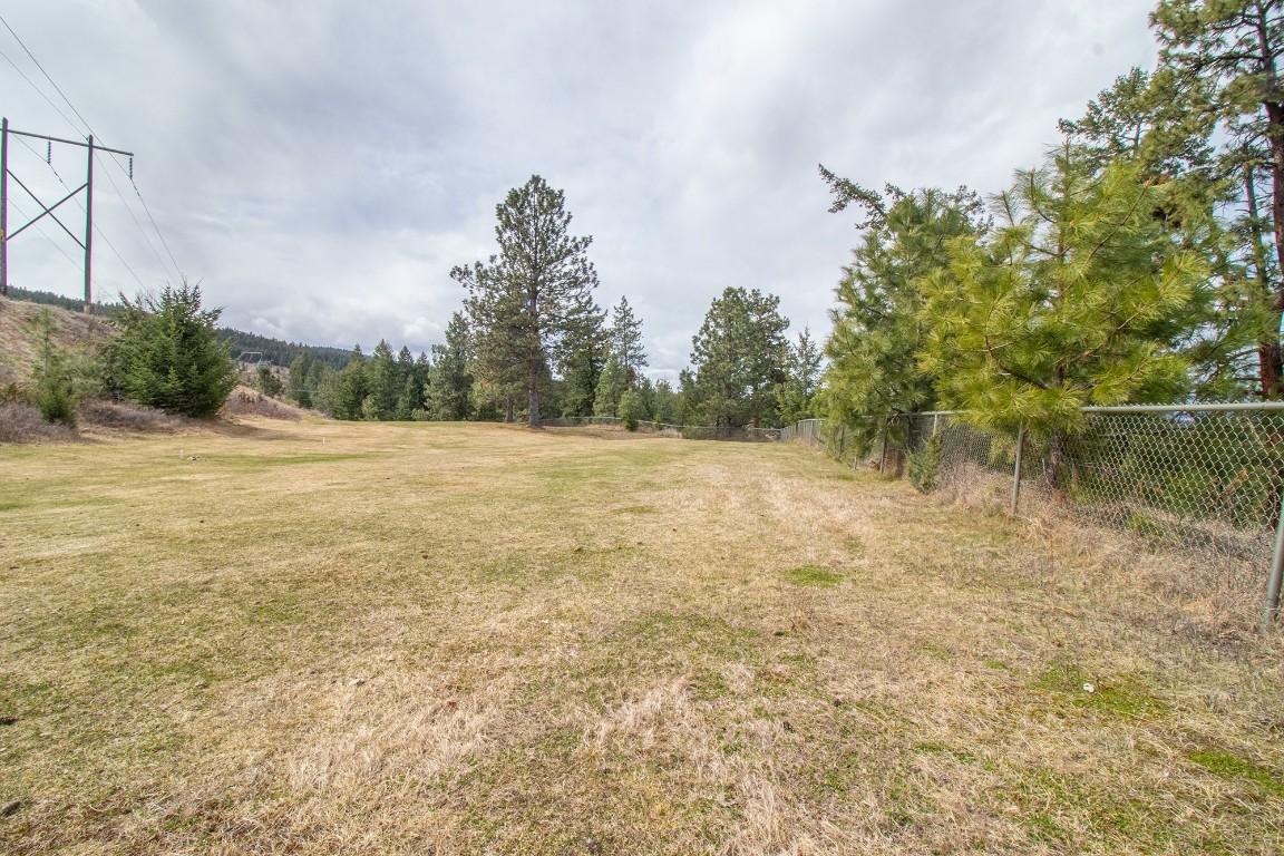 









5450


McCulloch

Road,
Kelowna,







BC
V1W 4G1

