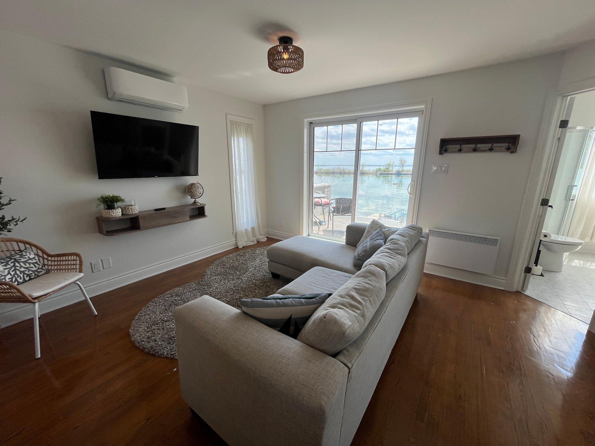









37


Rue Principale

,
Les Coteaux,




QC
J7X1A1

