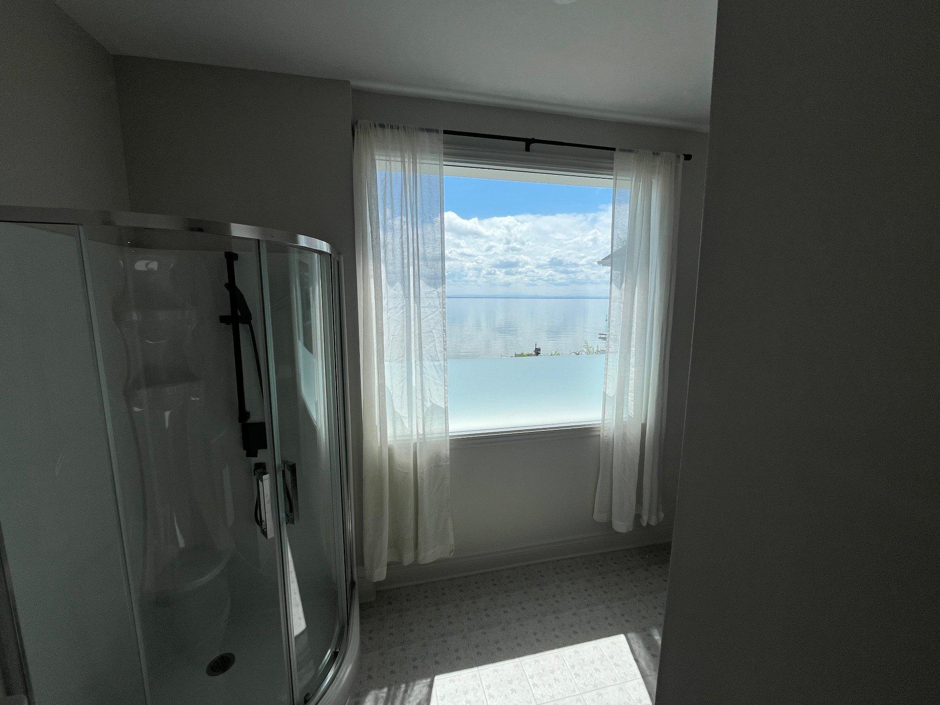 









37


Rue Principale

,
Les Coteaux,




QC
J7X1A1

