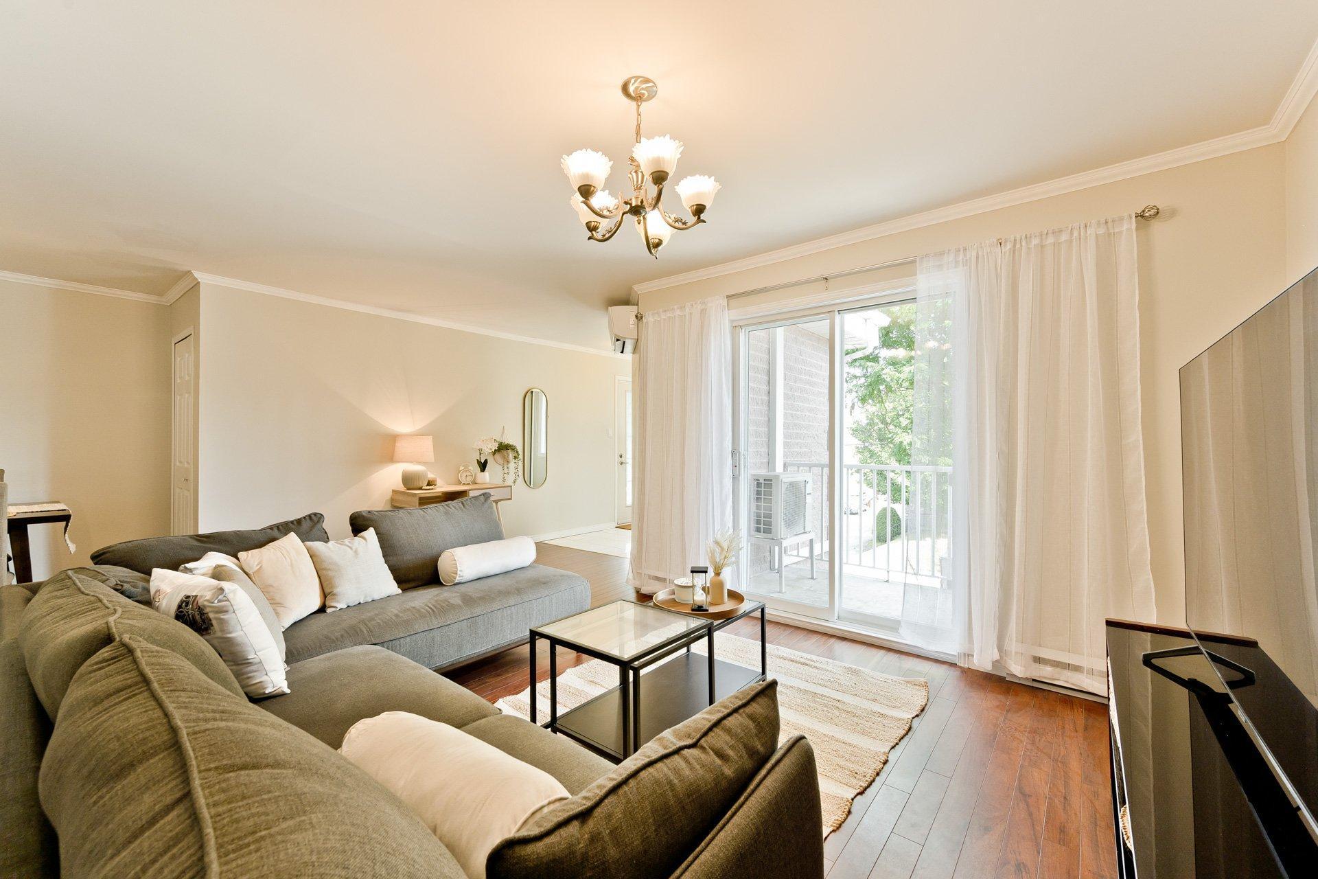 









679


Rue Alexandre-Mignault

,
Sherbrooke (Les Nations),




QC
J1L2P5

