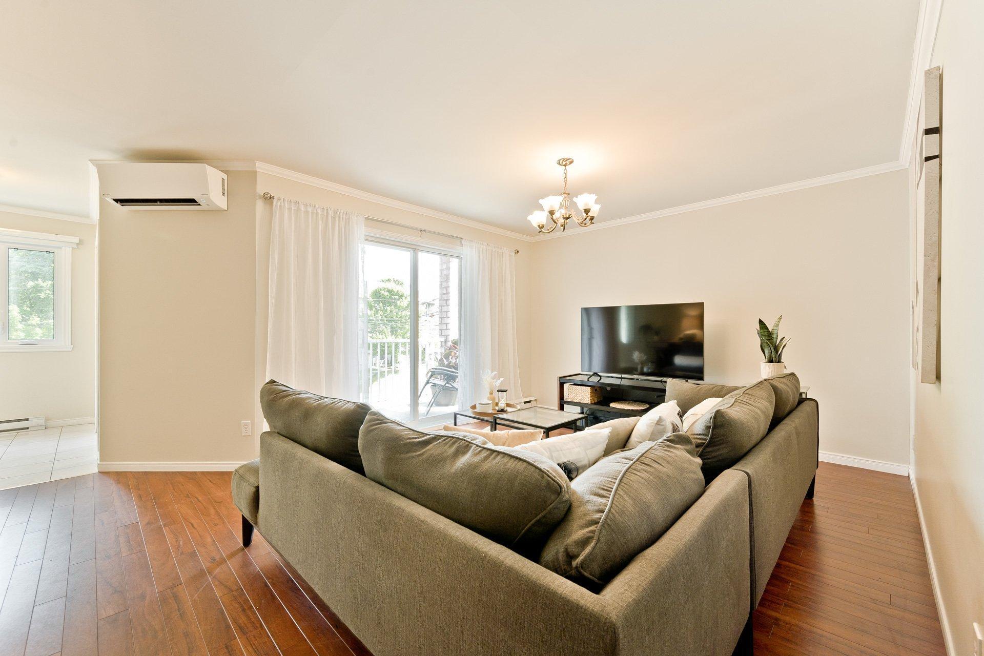 









679


Rue Alexandre-Mignault

,
Sherbrooke (Les Nations),




QC
J1L2P5

